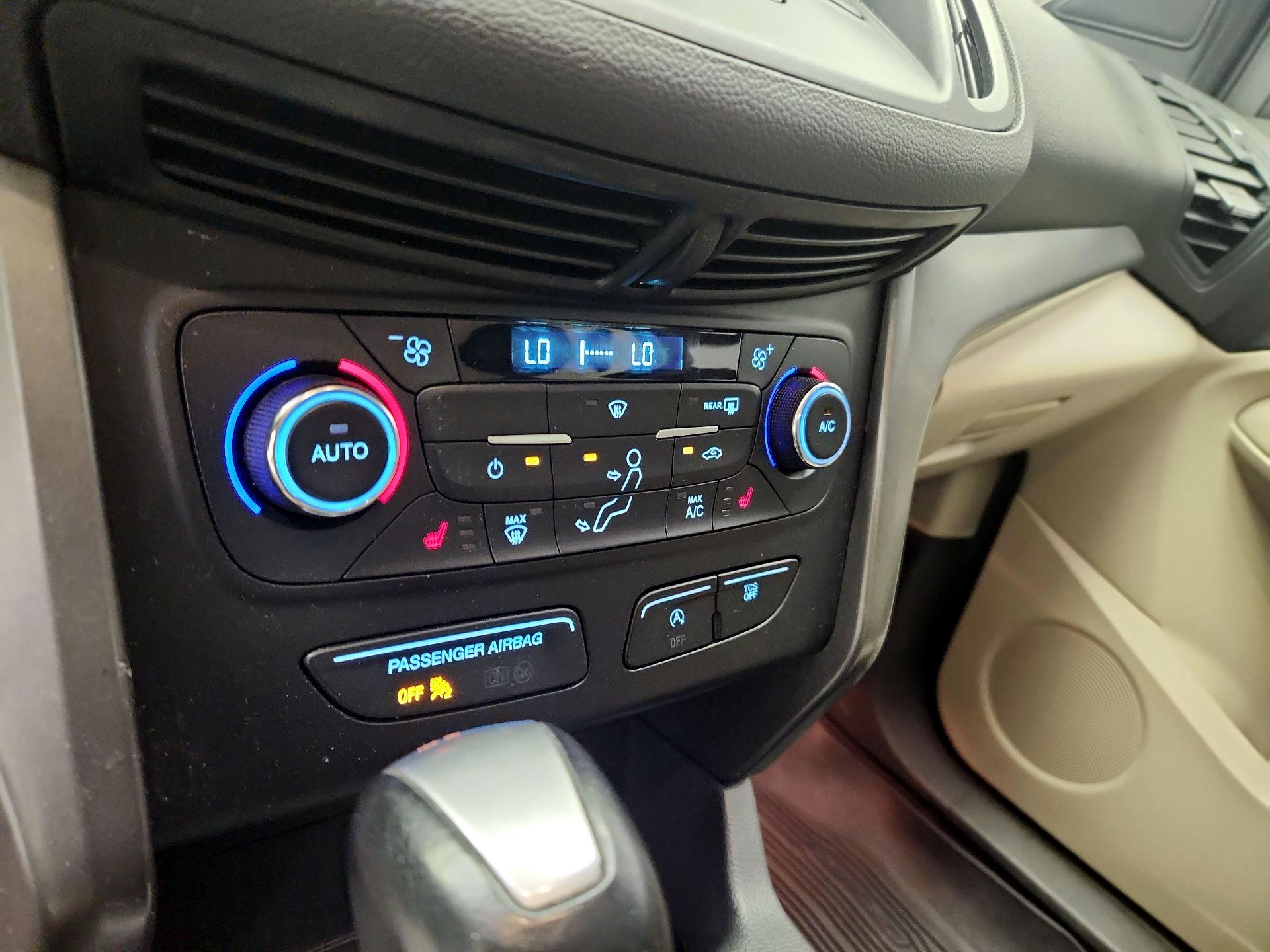 Thumbnail: 2017 Ford Escape - 17