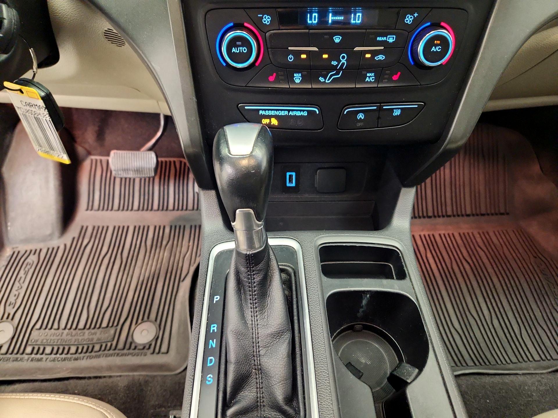 Thumbnail: 2017 Ford Escape - 18