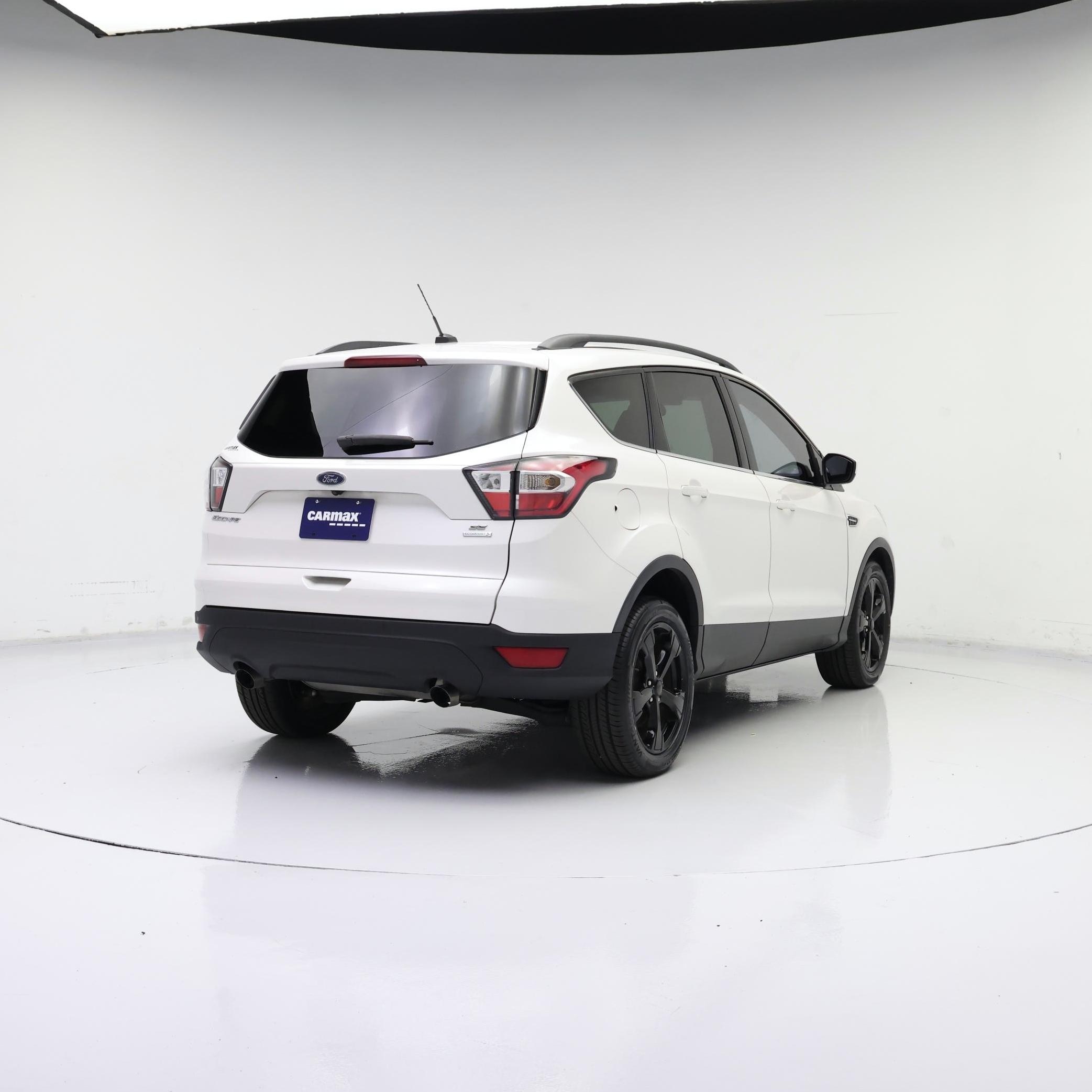 Thumbnail: 2017 Ford Escape - 8