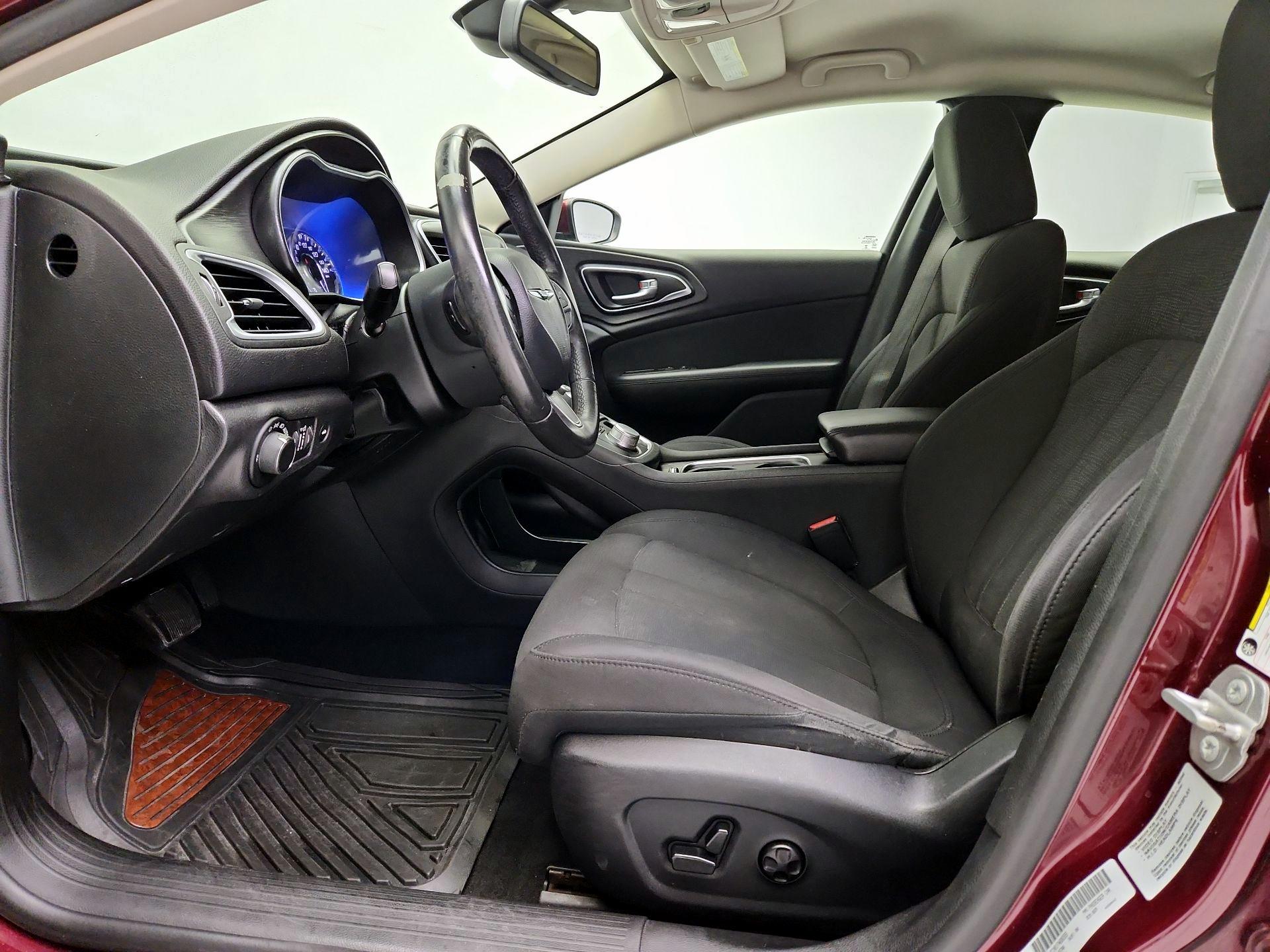 Thumbnail: 2015 Chrysler 200 - 11