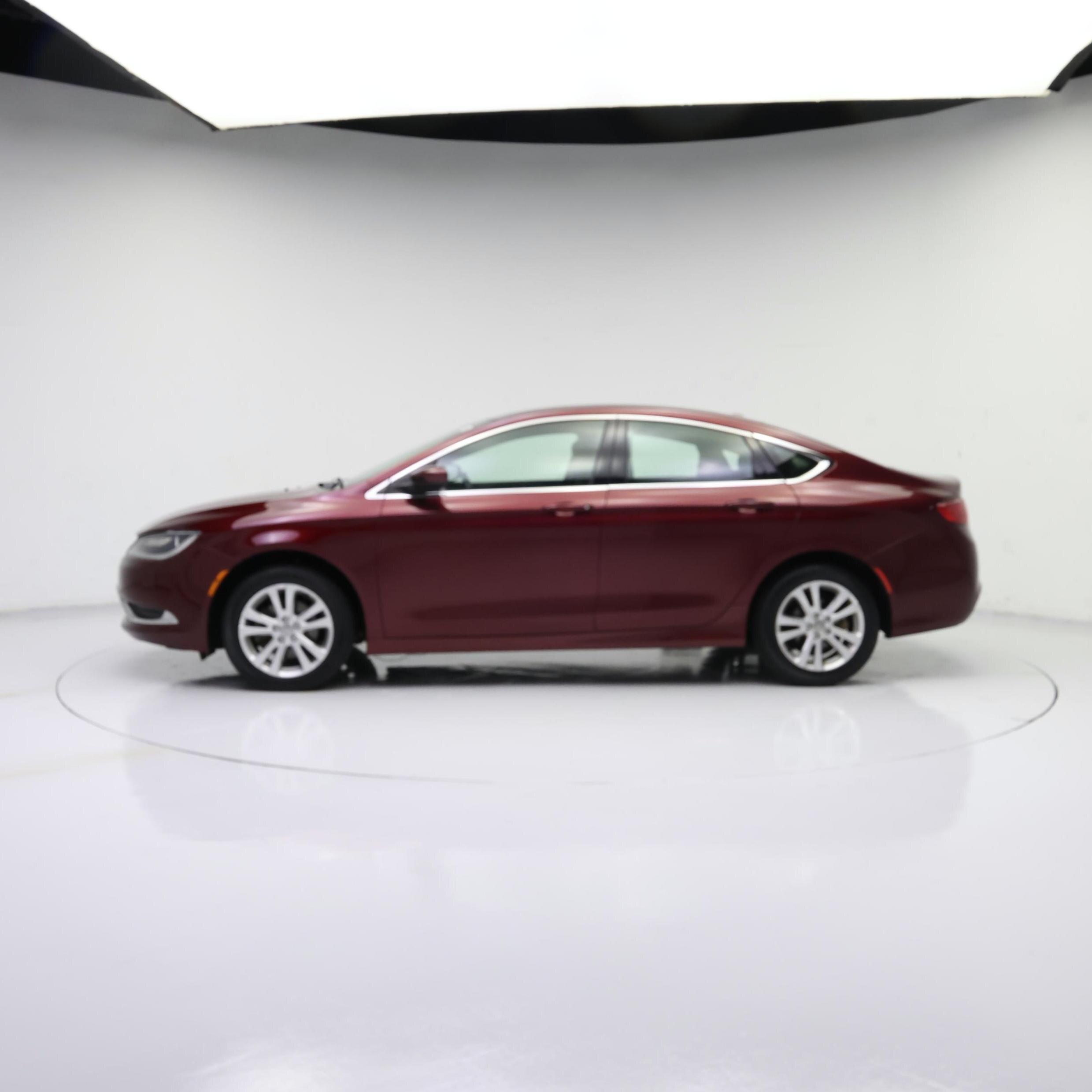 Thumbnail: 2015 Chrysler 200 - 3
