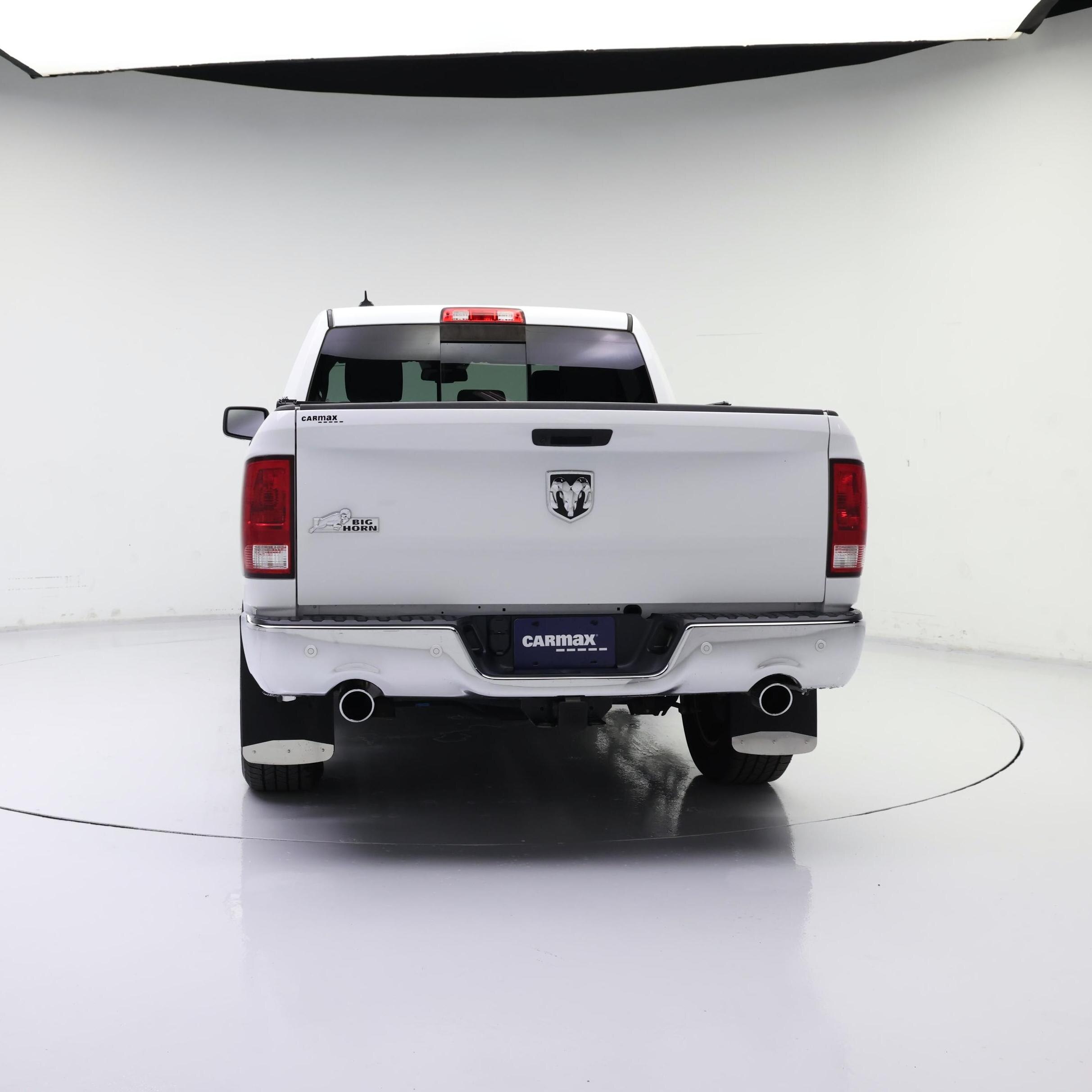 Thumbnail: 2019 RAM 1500 Classic - 6