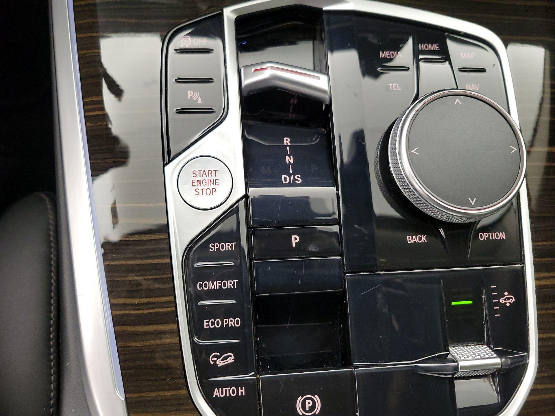 Thumbnail: 2023 BMW X7 - 17