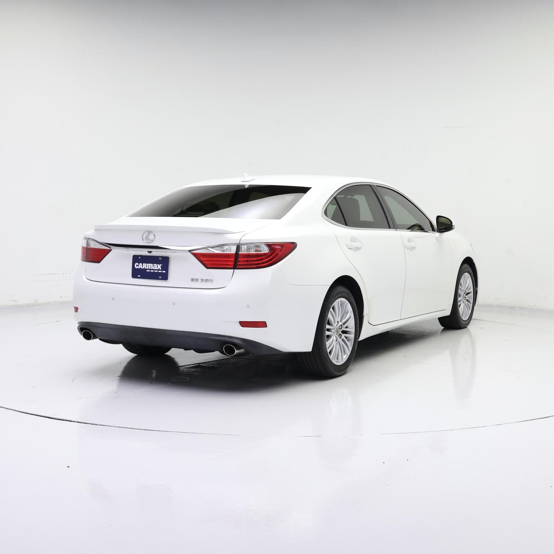 Thumbnail: 2014 Lexus ES - 8