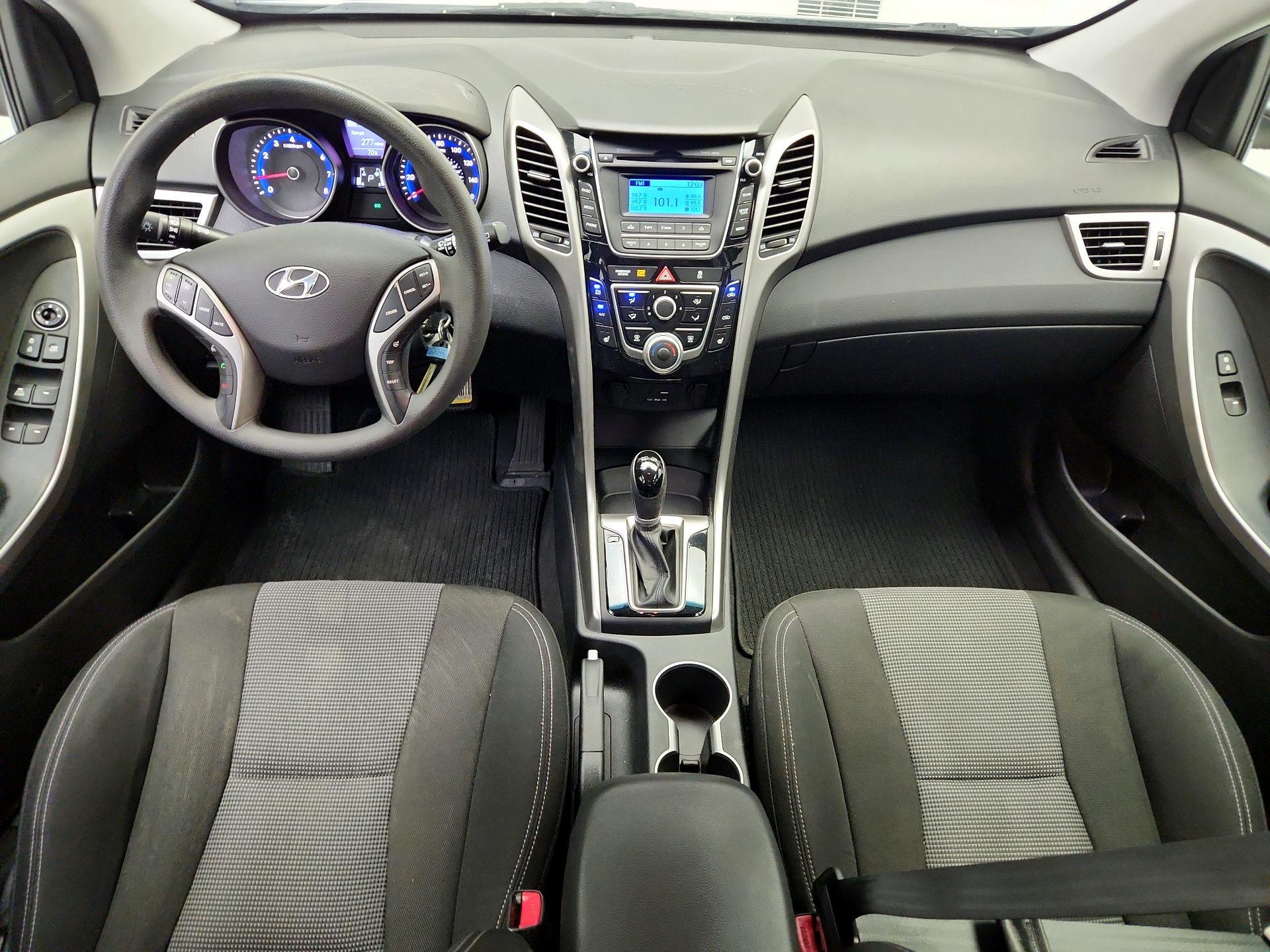 Thumbnail: 2016 Hyundai Elantra - 9