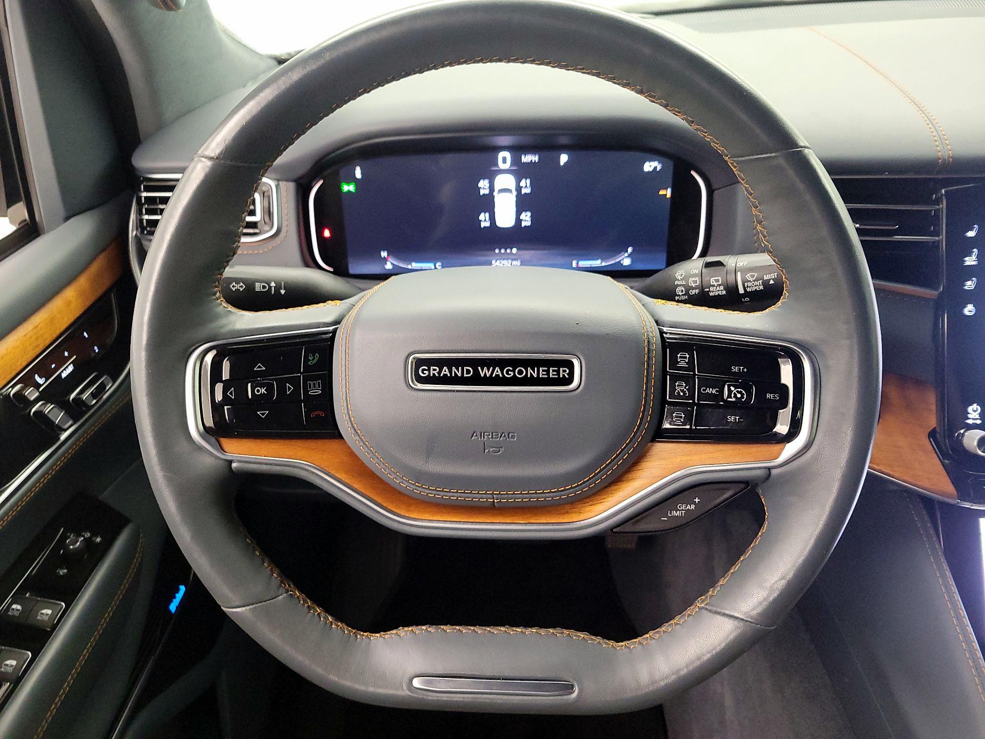 Thumbnail: 2022 Jeep Grand Wagoneer - 10