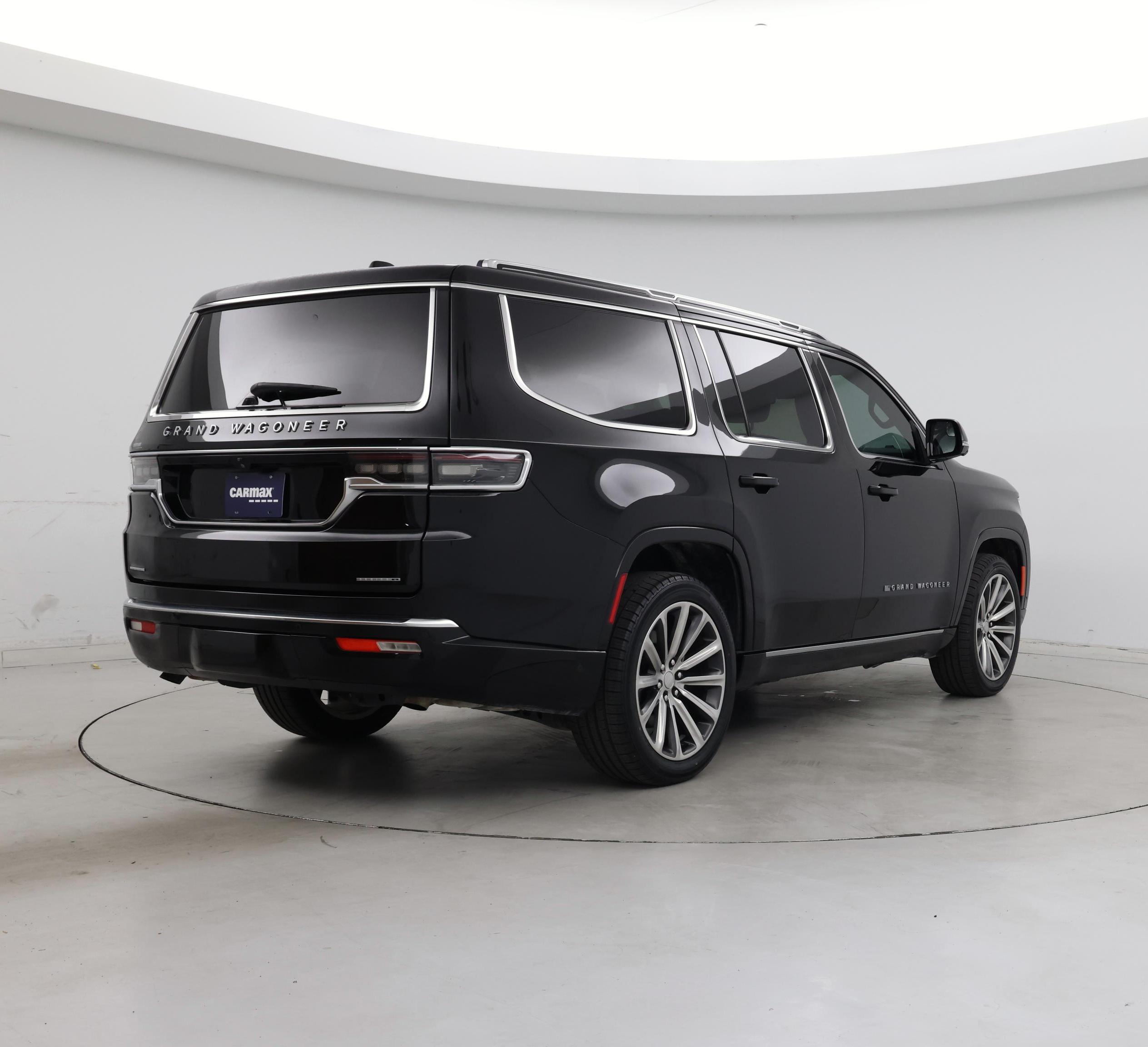 Thumbnail: 2022 Jeep Grand Wagoneer - 8