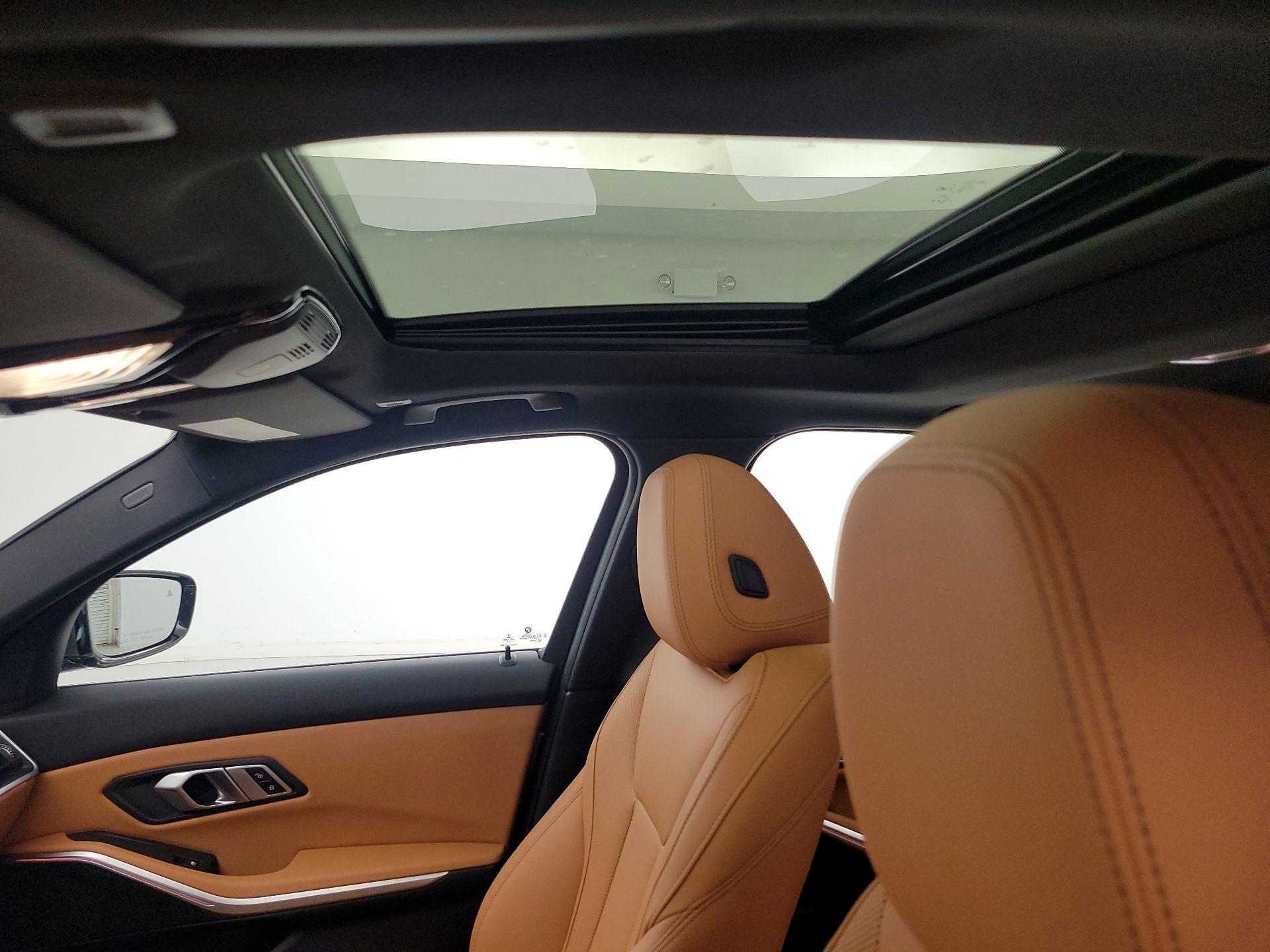 Thumbnail: 2022 BMW 3 Series - 20