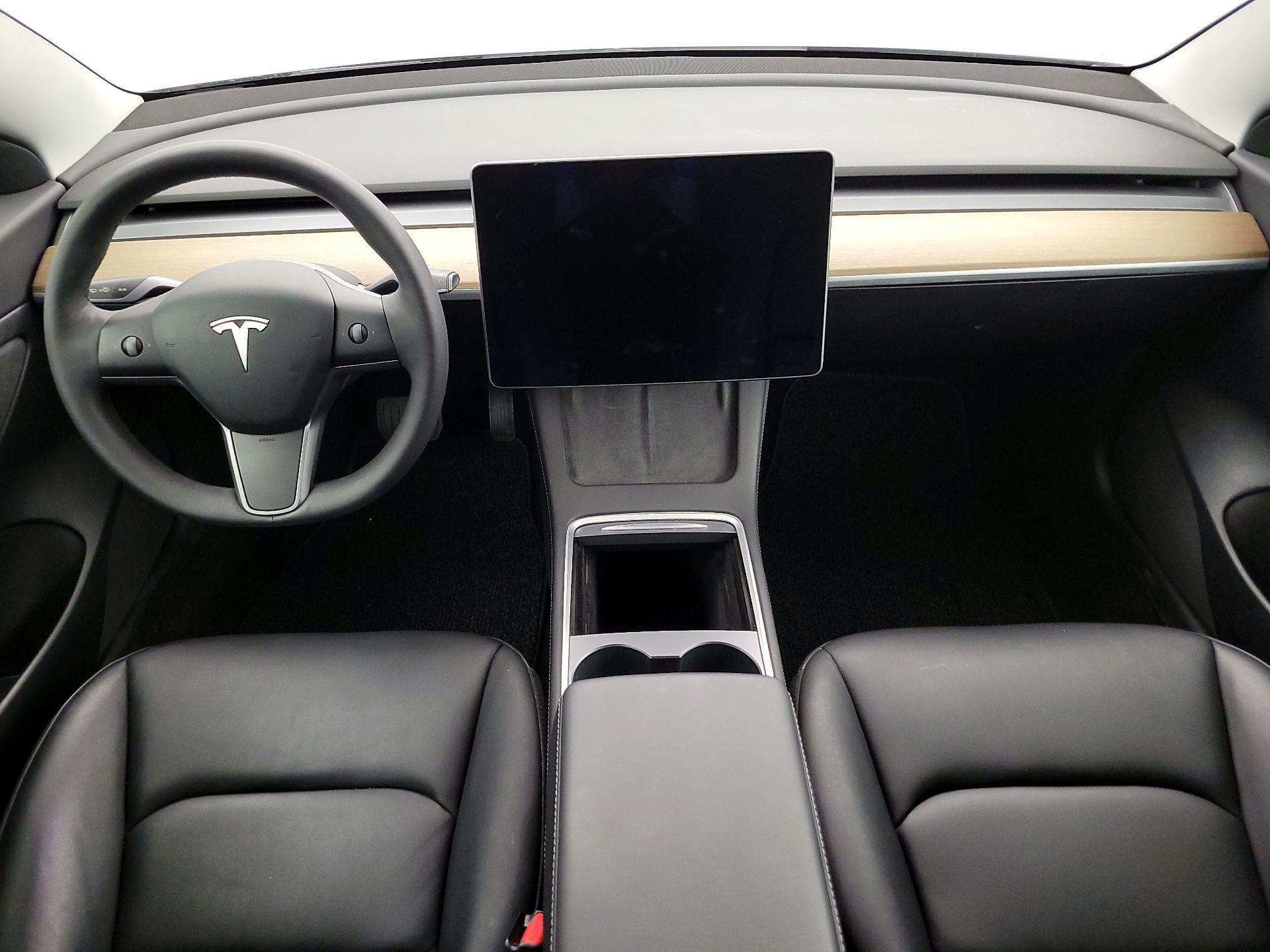 Thumbnail: 2021 Tesla Model 3 - 9