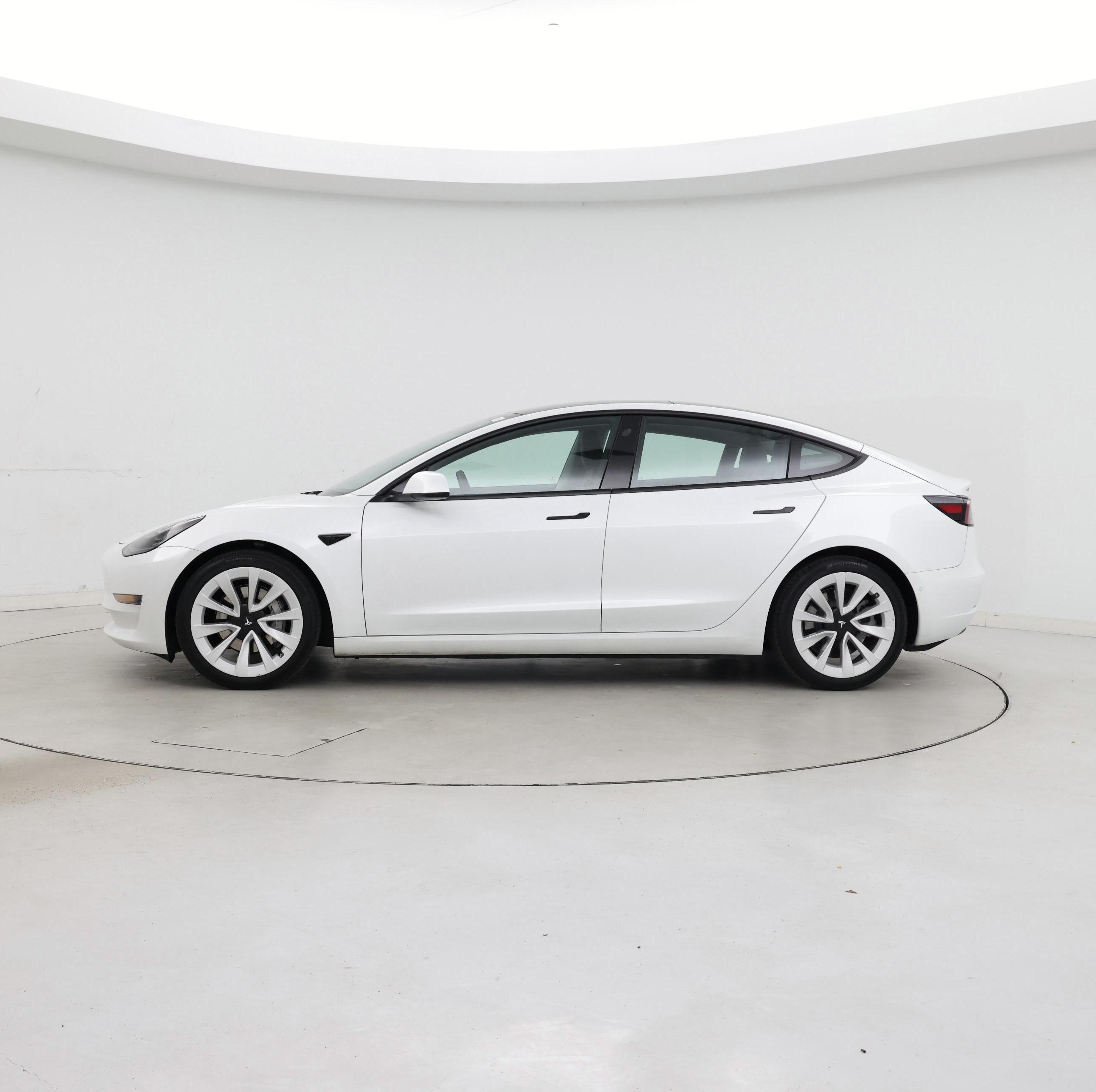 Thumbnail: 2021 Tesla Model 3 - 3