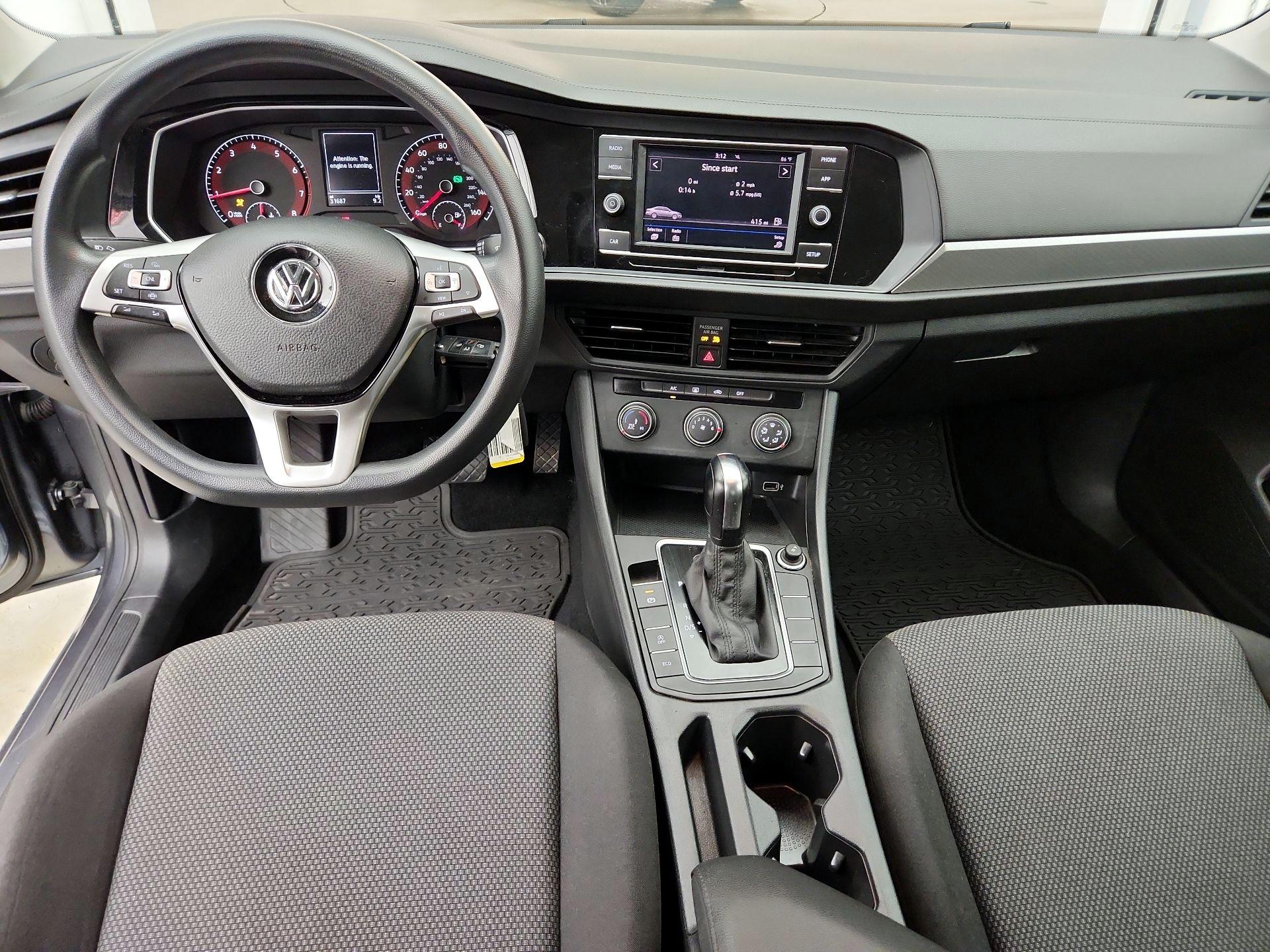 Thumbnail: 2019 Volkswagen Jetta - 9