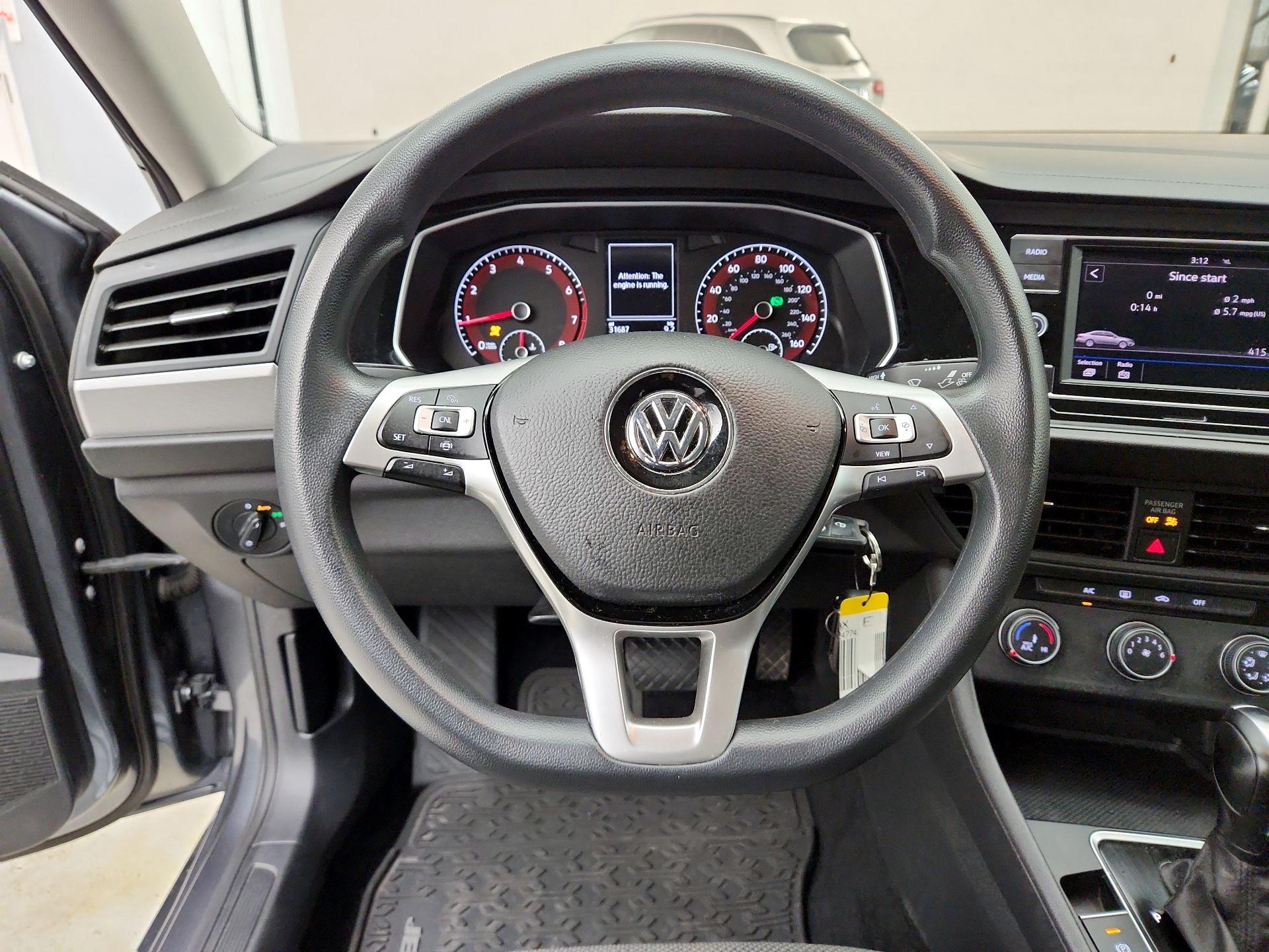 Thumbnail: 2019 Volkswagen Jetta - 10
