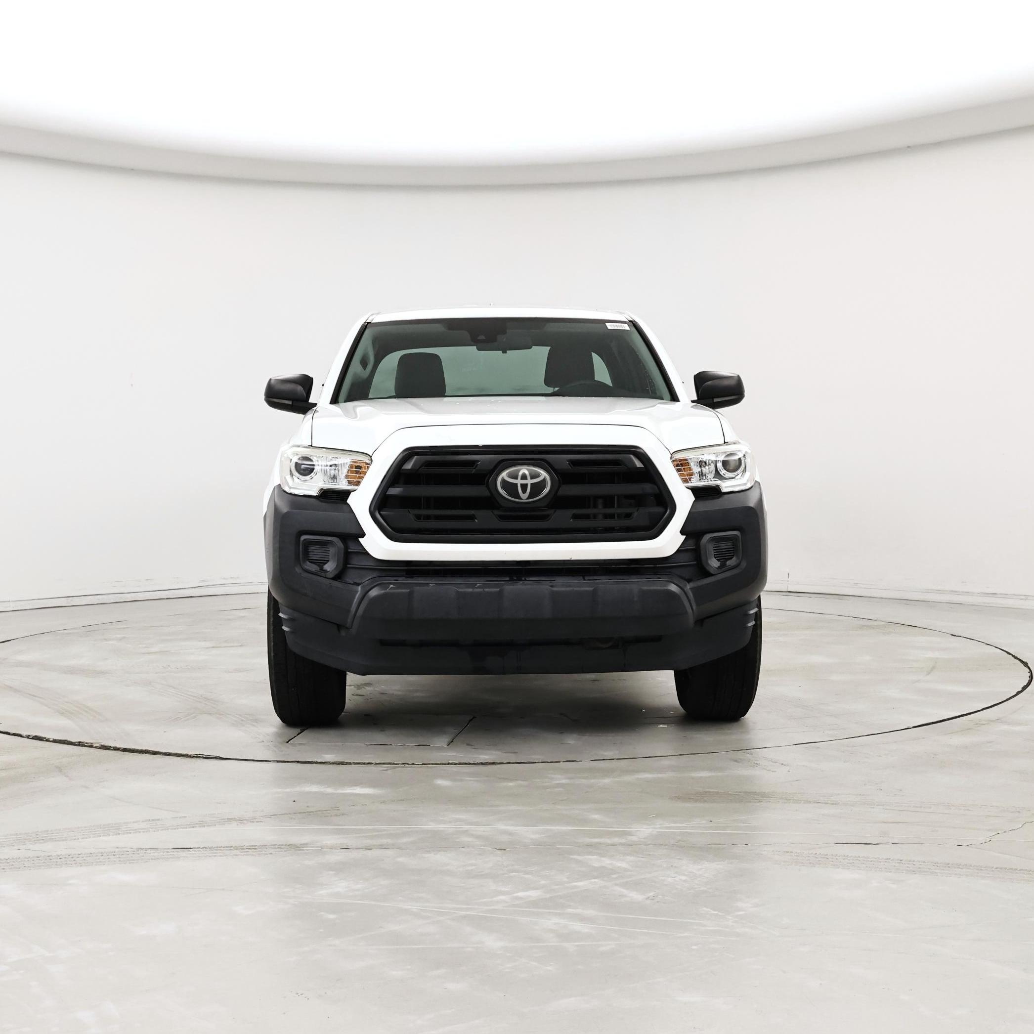 Thumbnail: 2018 Toyota Tacoma - 5