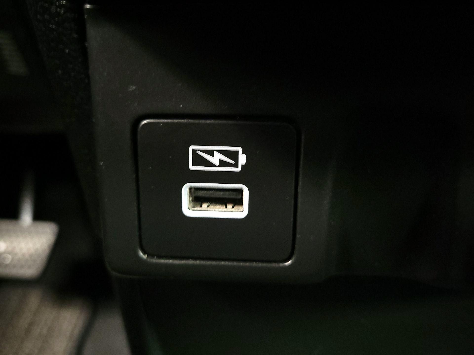 Thumbnail: 2023 Honda Odyssey - 19