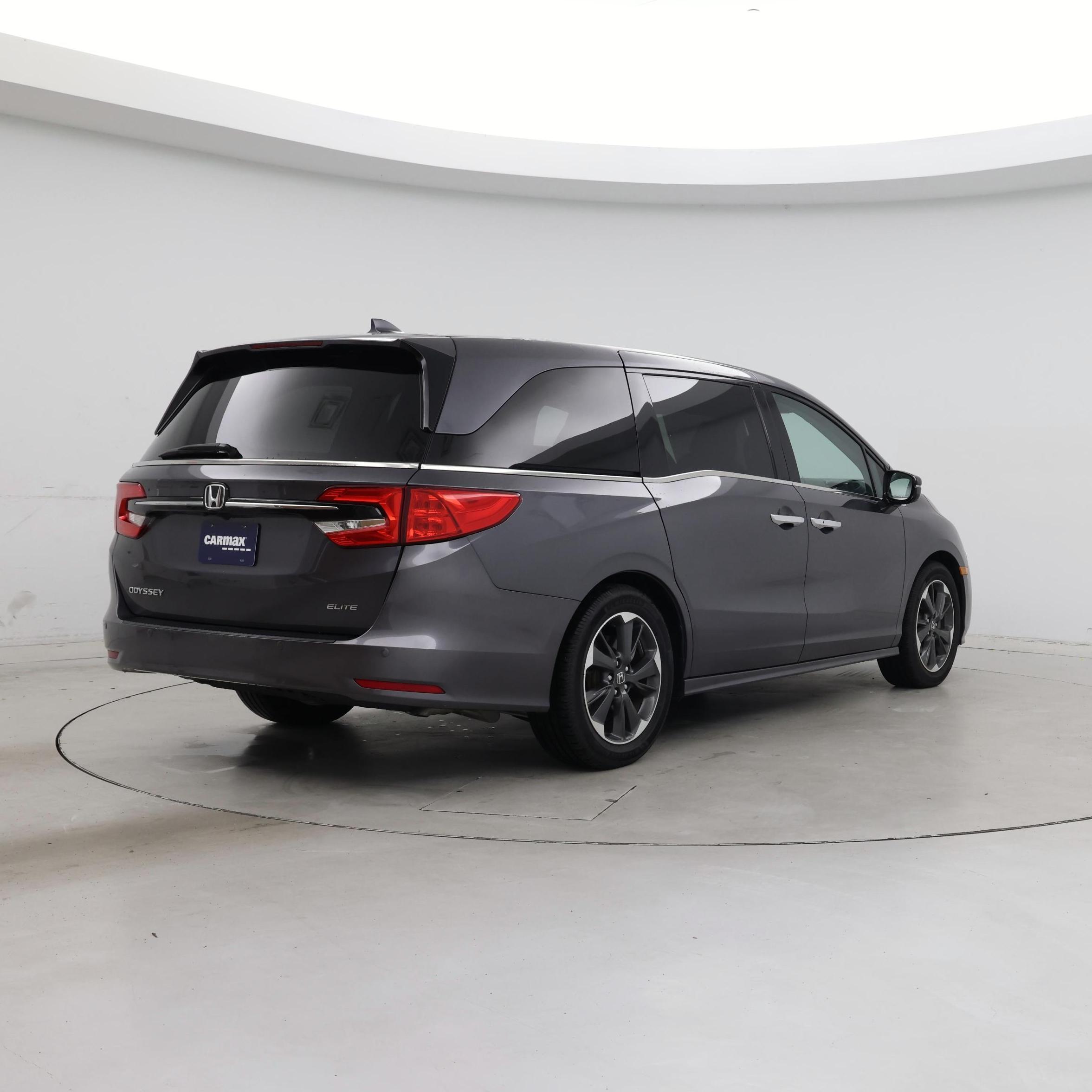 Thumbnail: 2023 Honda Odyssey - 8
