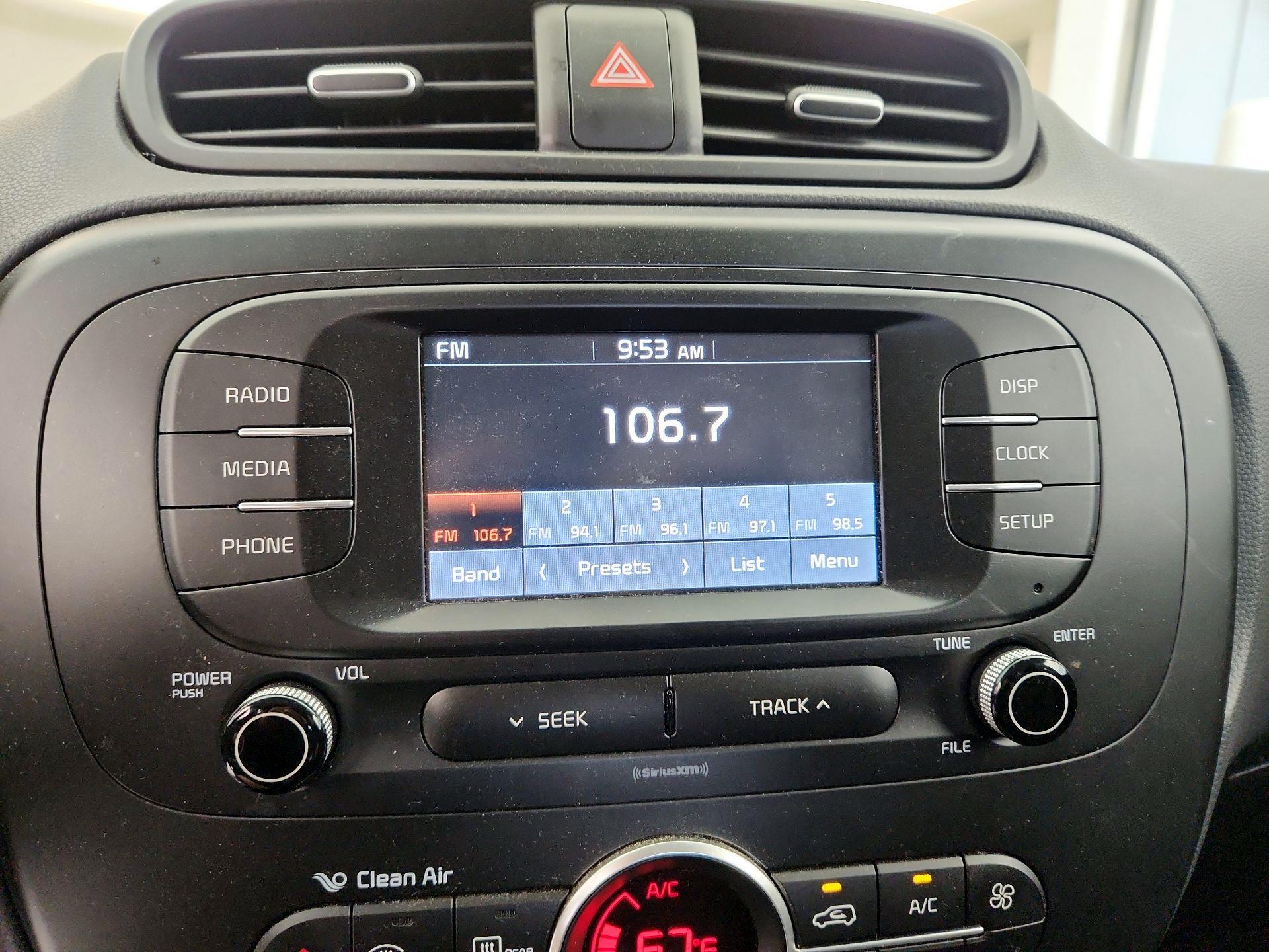 Thumbnail: 2017 Kia Soul - 15