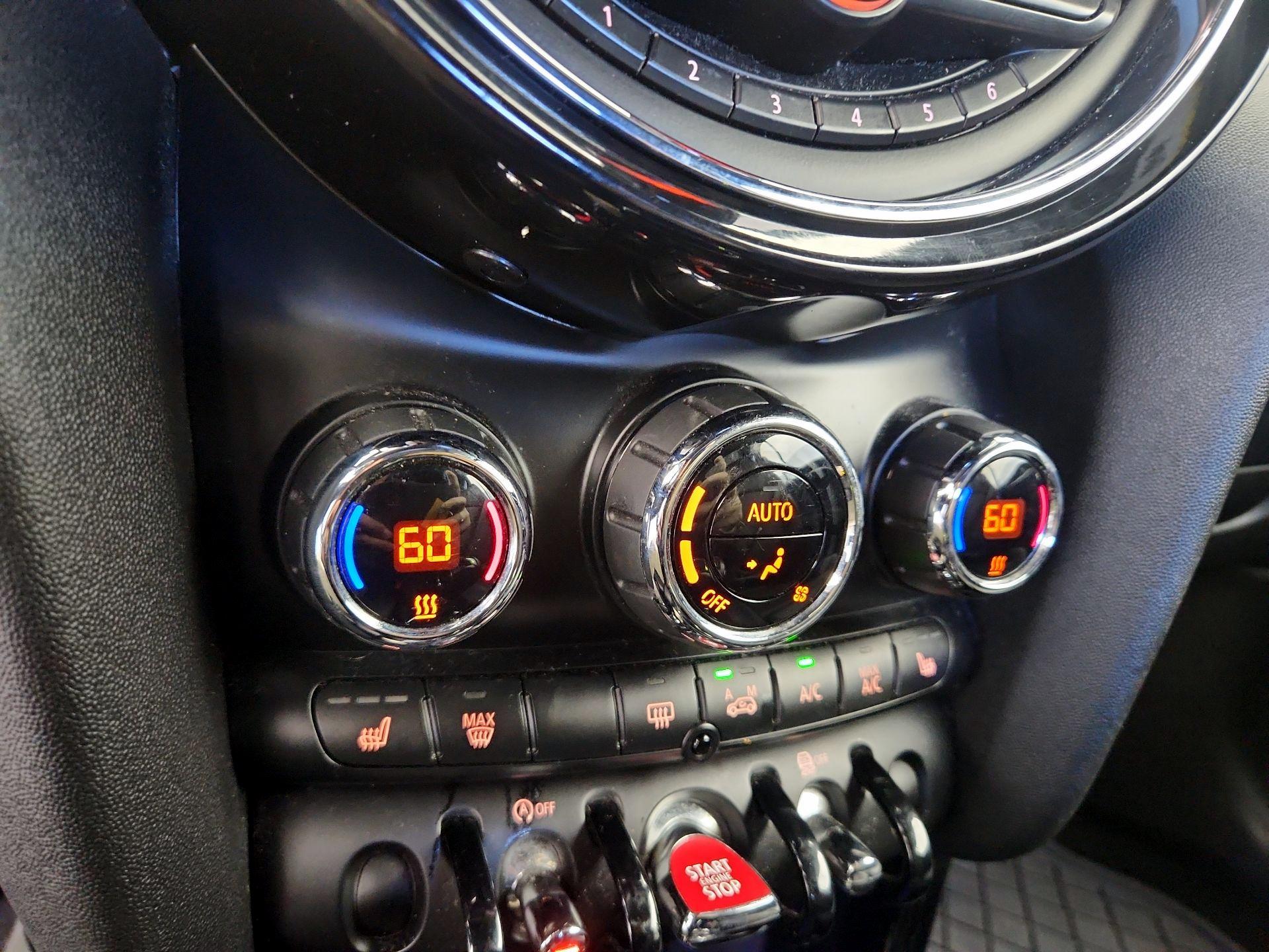 Thumbnail: 2017 MINI Cooper - 16