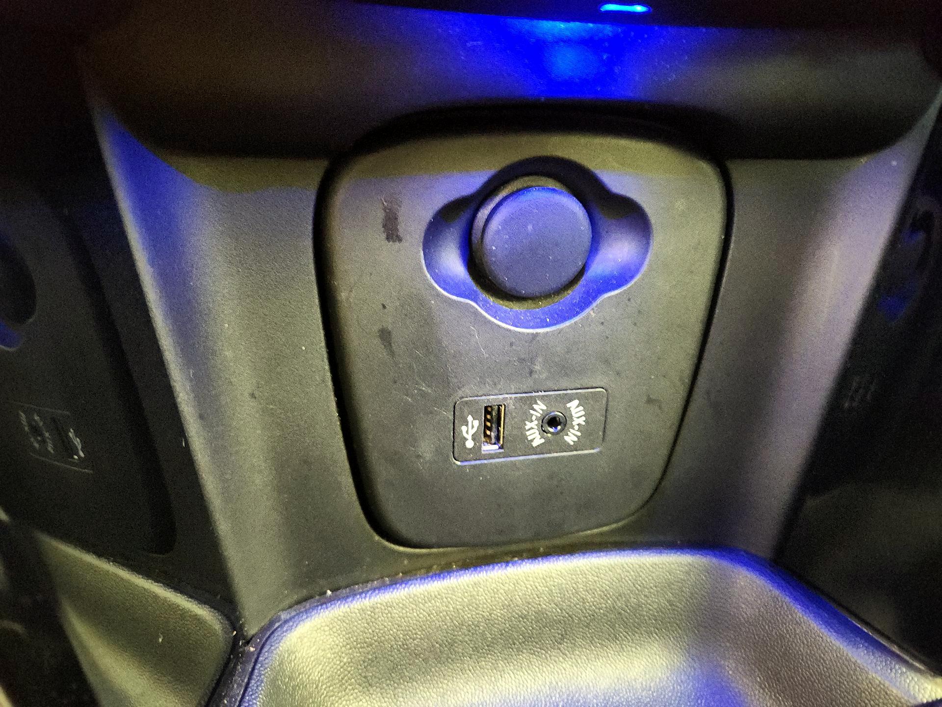 Thumbnail: 2017 MINI Cooper - 18