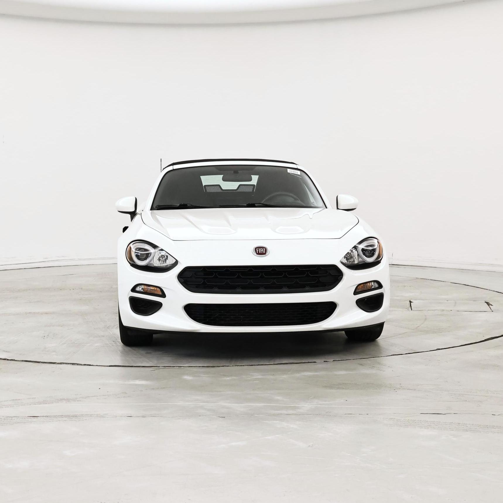 Thumbnail: 2017 Fiat 124 Spider - 5
