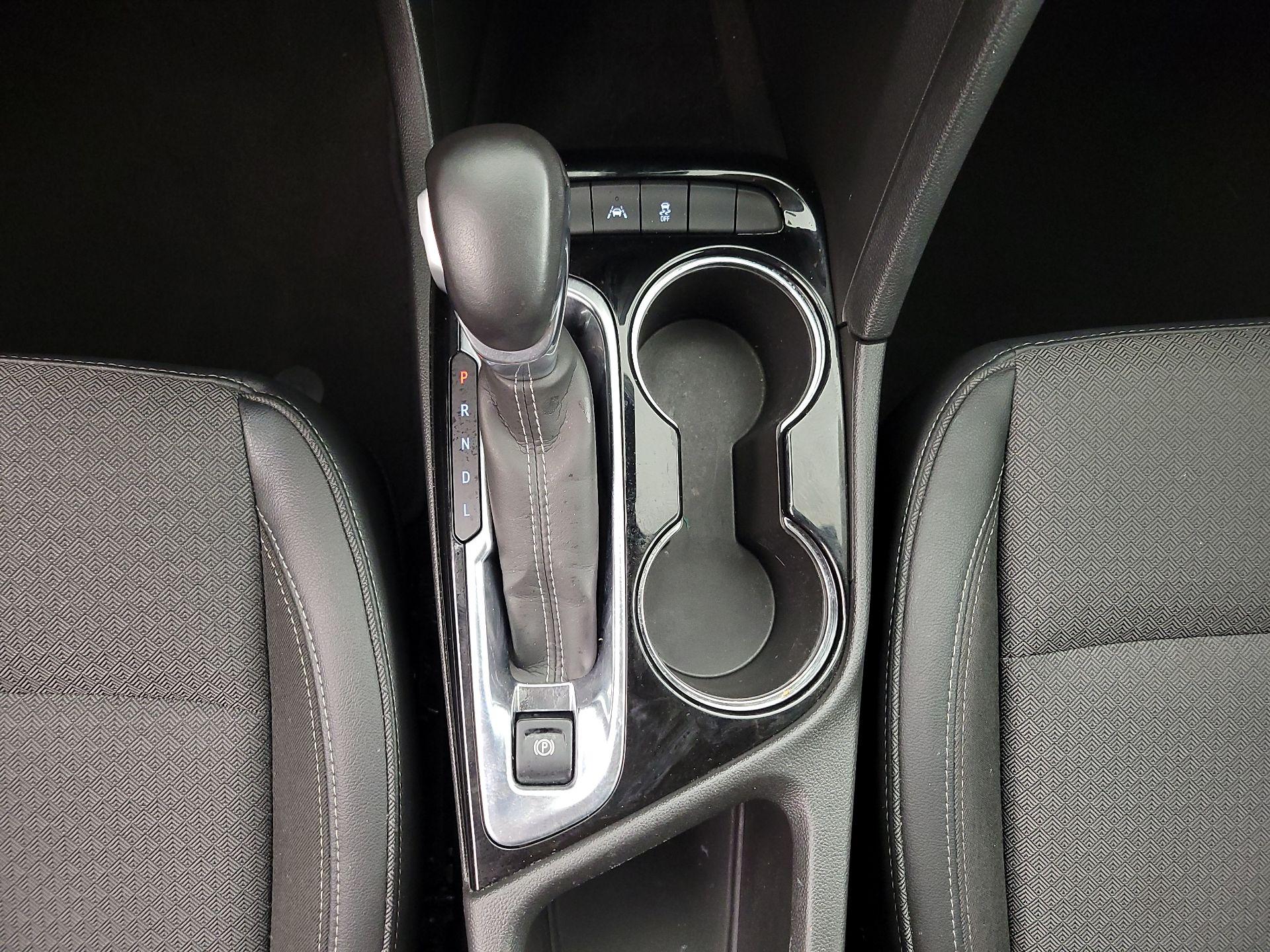 Thumbnail: 2021 Buick Encore GX - 17