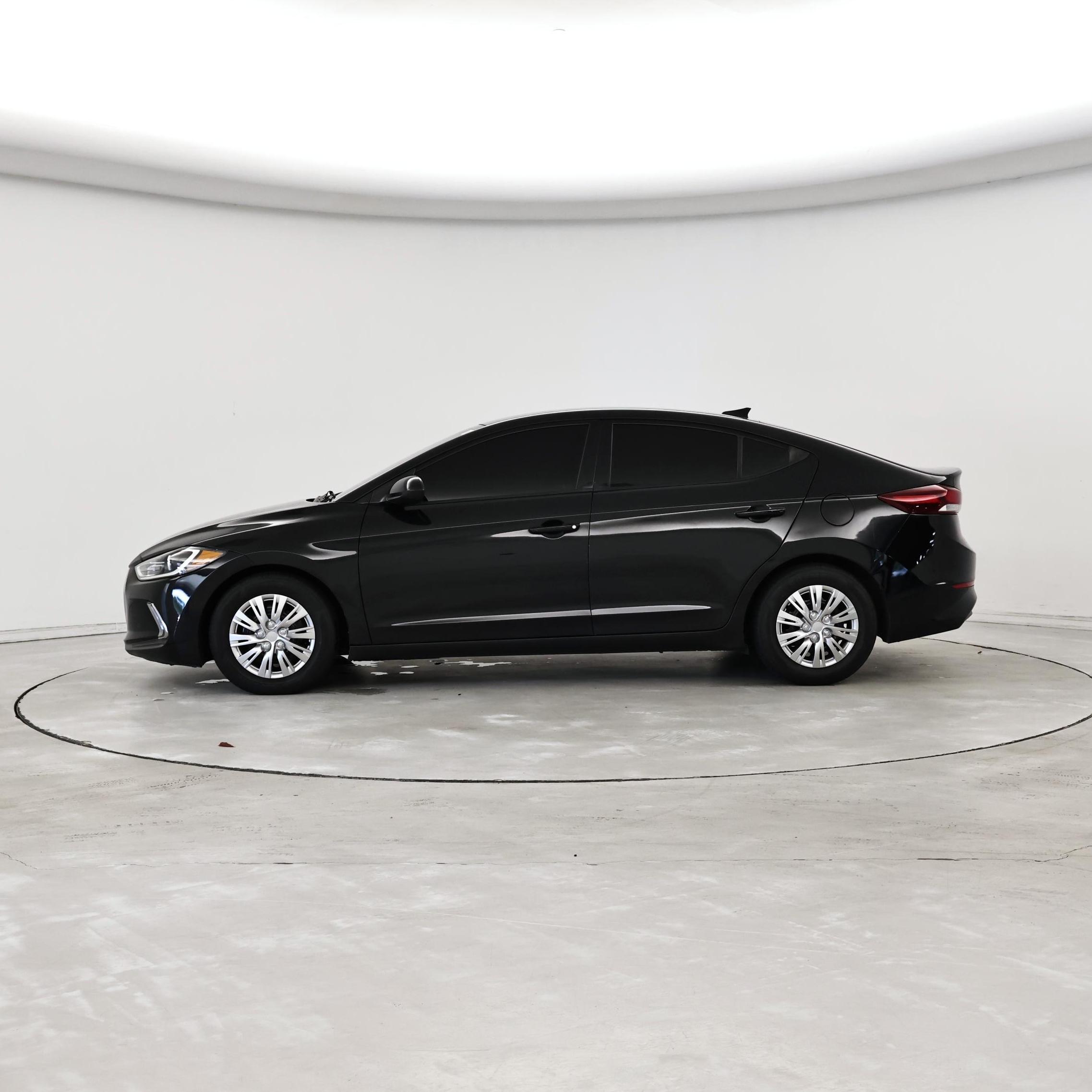 Thumbnail: 2017 Hyundai Elantra - 3