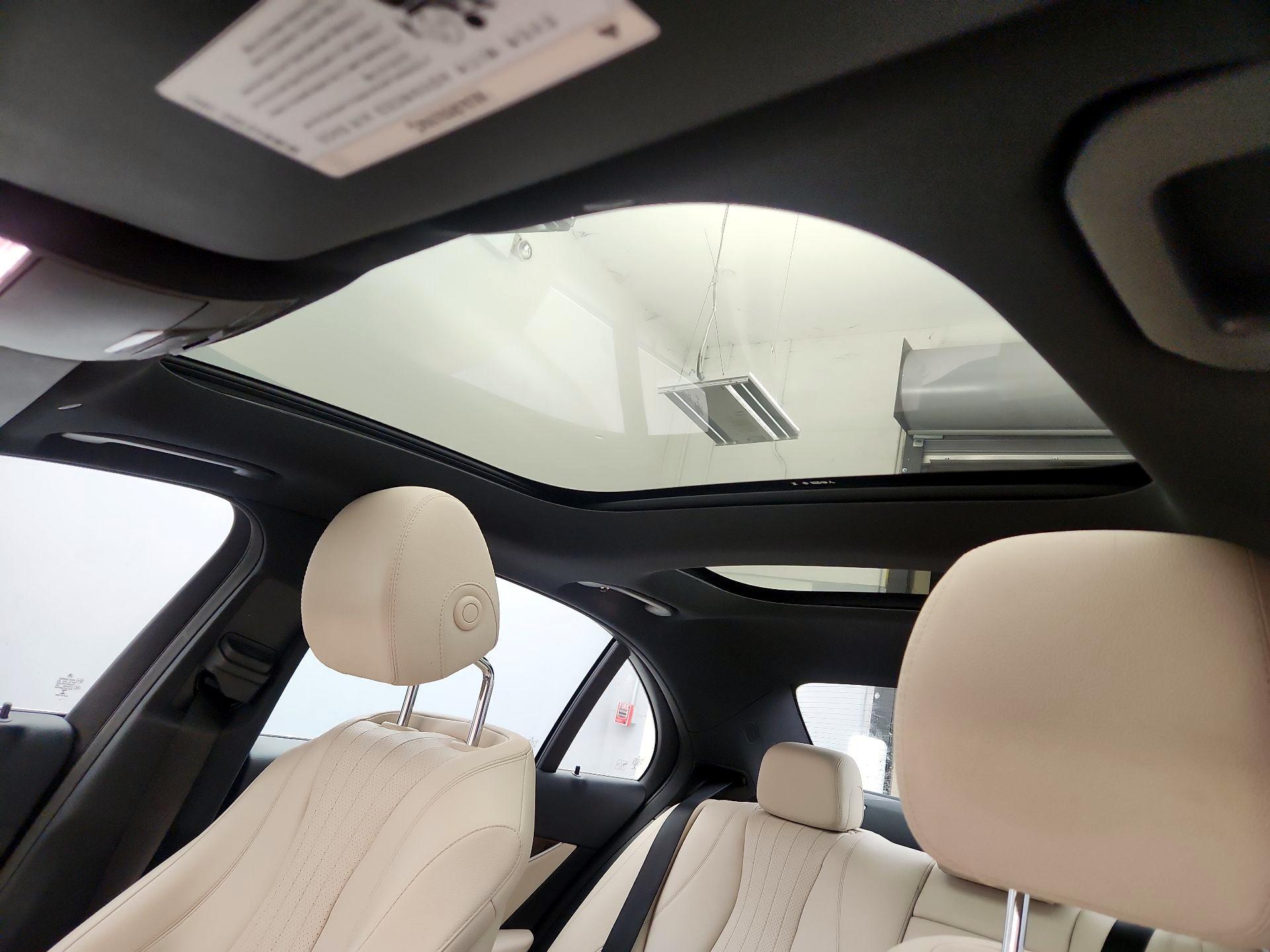 Thumbnail: 2018 Mercedes-Benz E-Class - 19