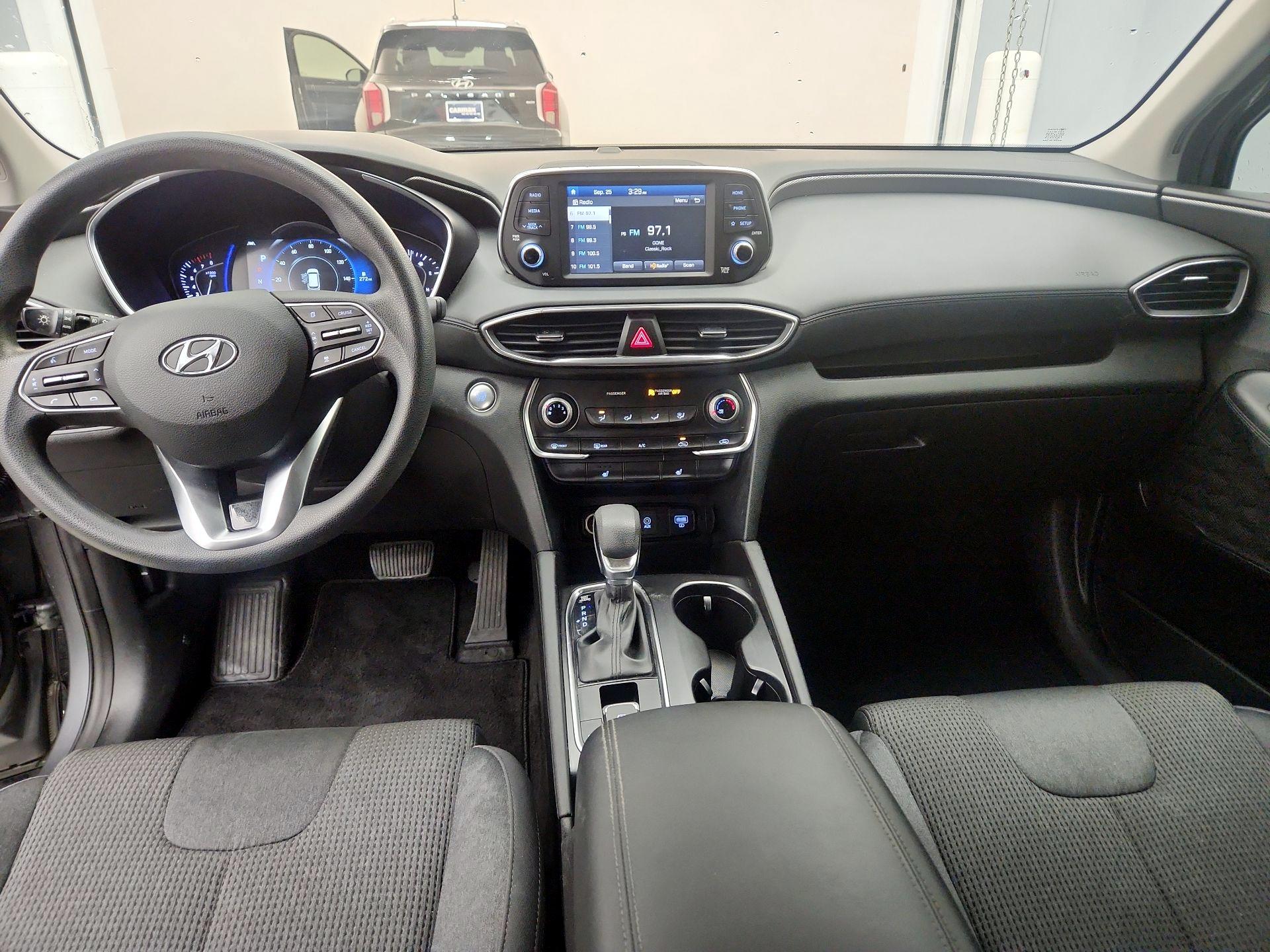Thumbnail: 2019 Hyundai Santa Fe - 9