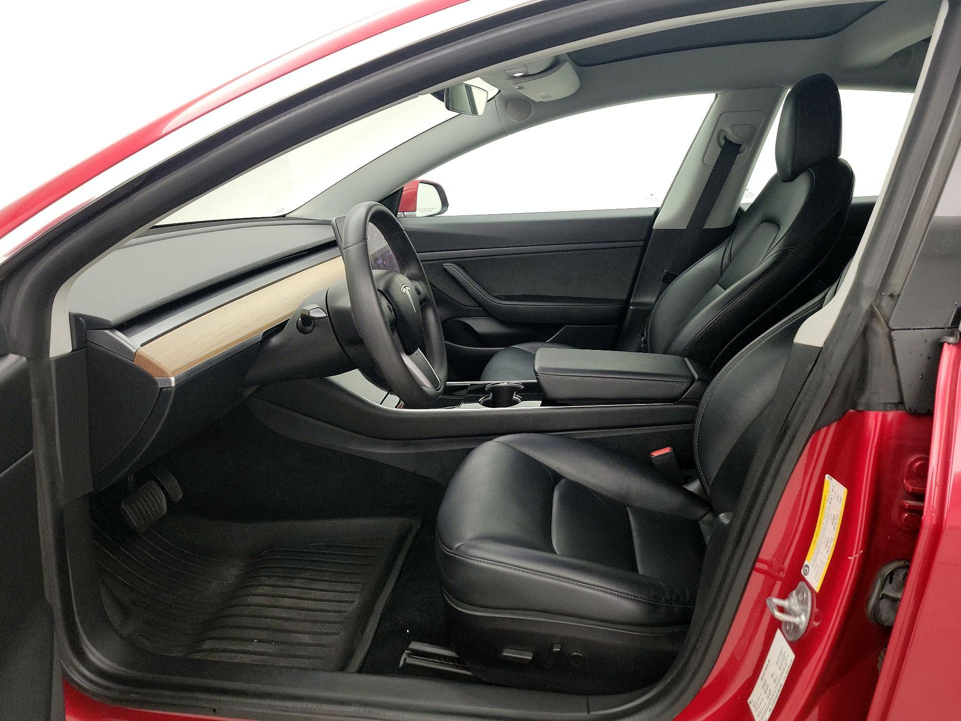 Thumbnail: 2020 Tesla Model 3 - 11