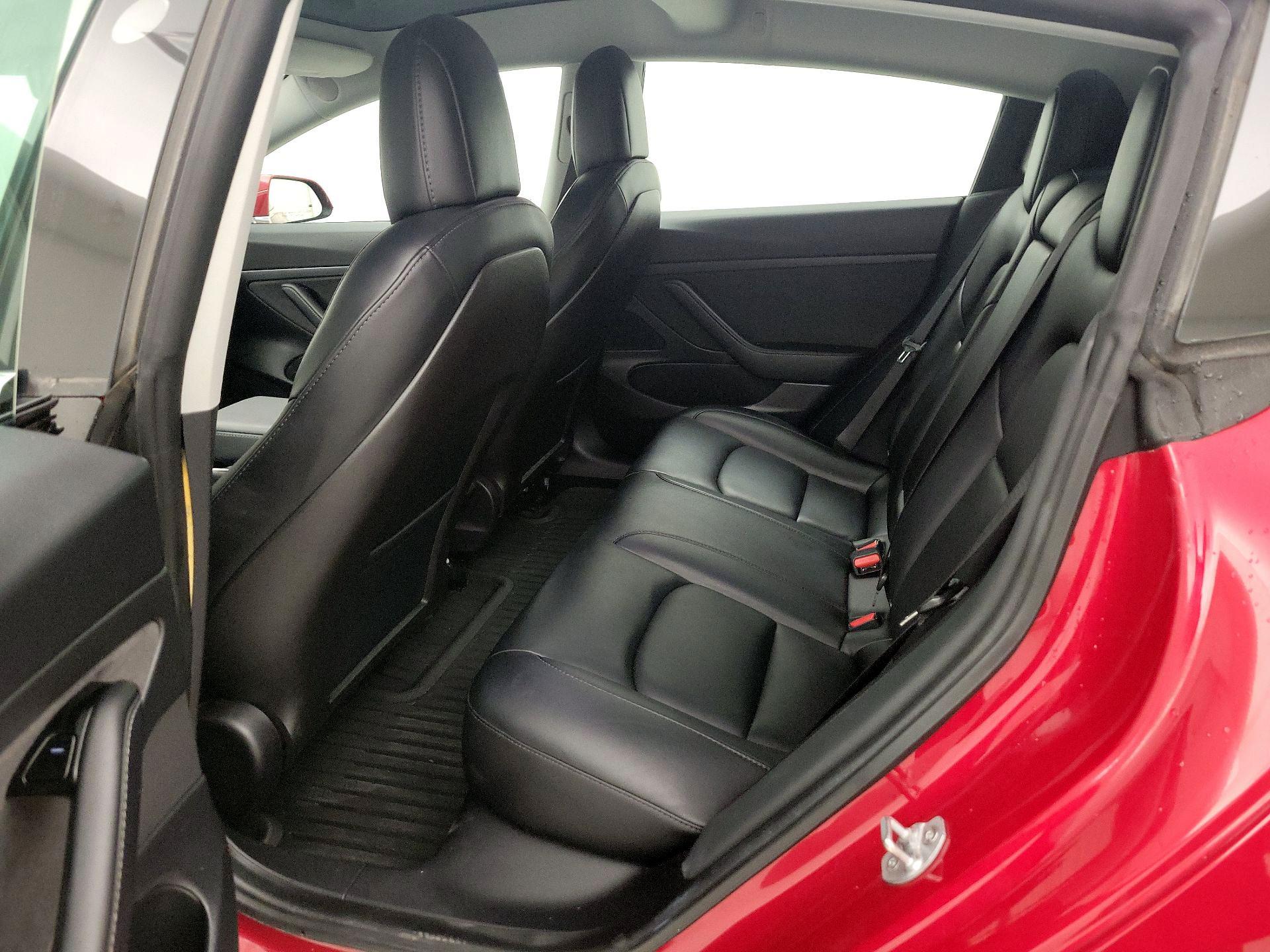 Thumbnail: 2020 Tesla Model 3 - 18