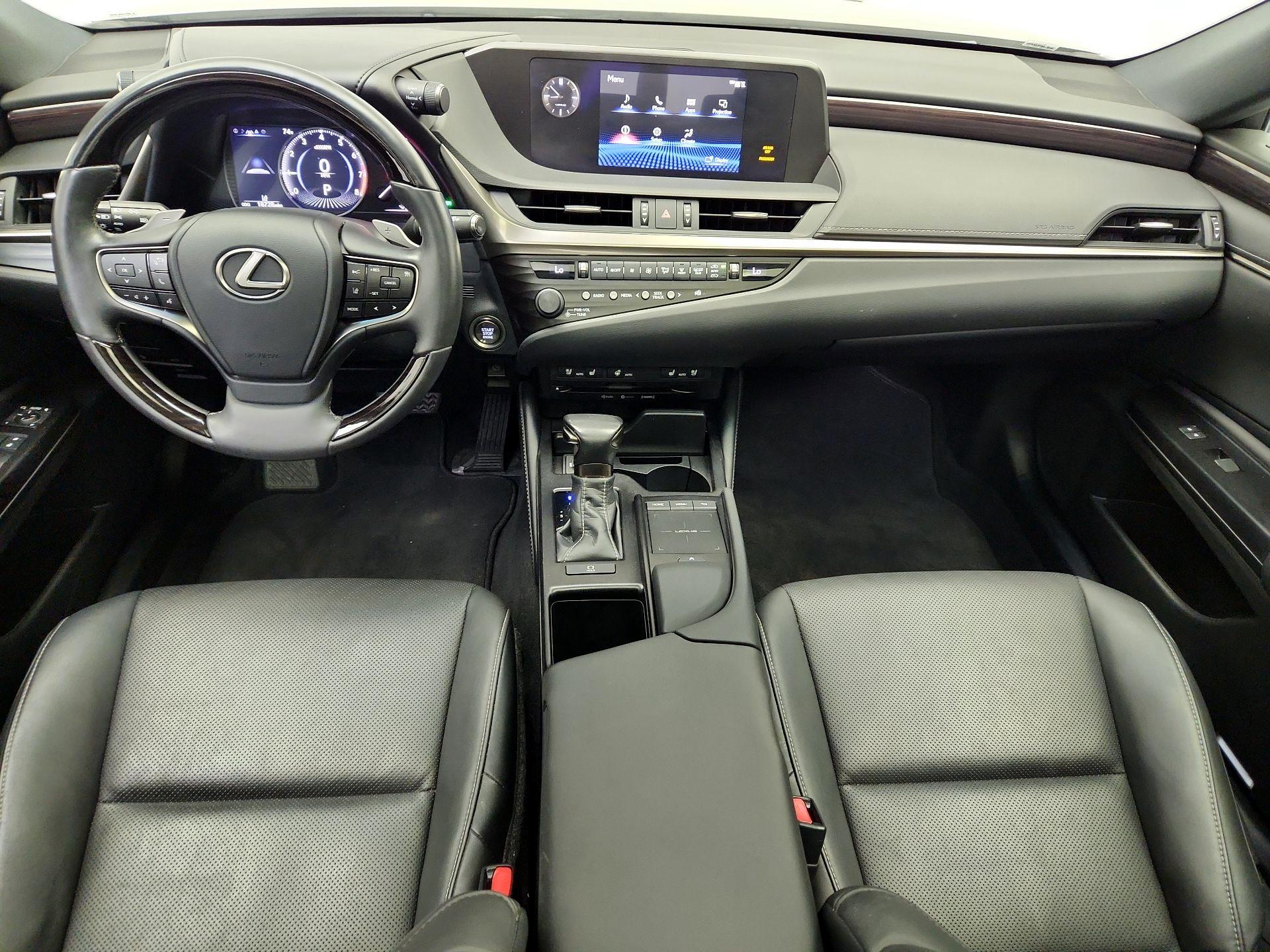 Thumbnail: 2020 Lexus ES - 9