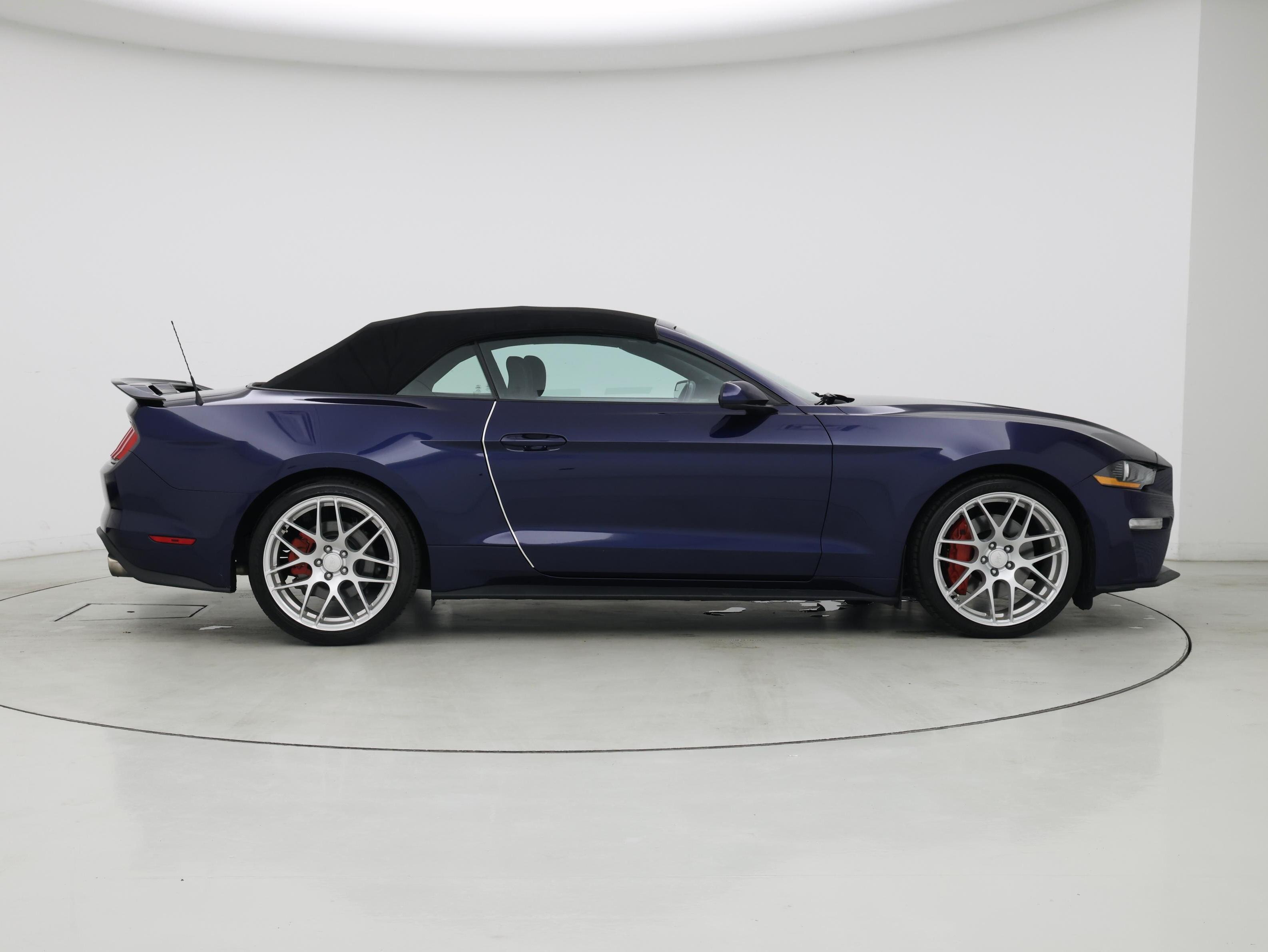 Thumbnail: 2018 Ford Mustang - 7