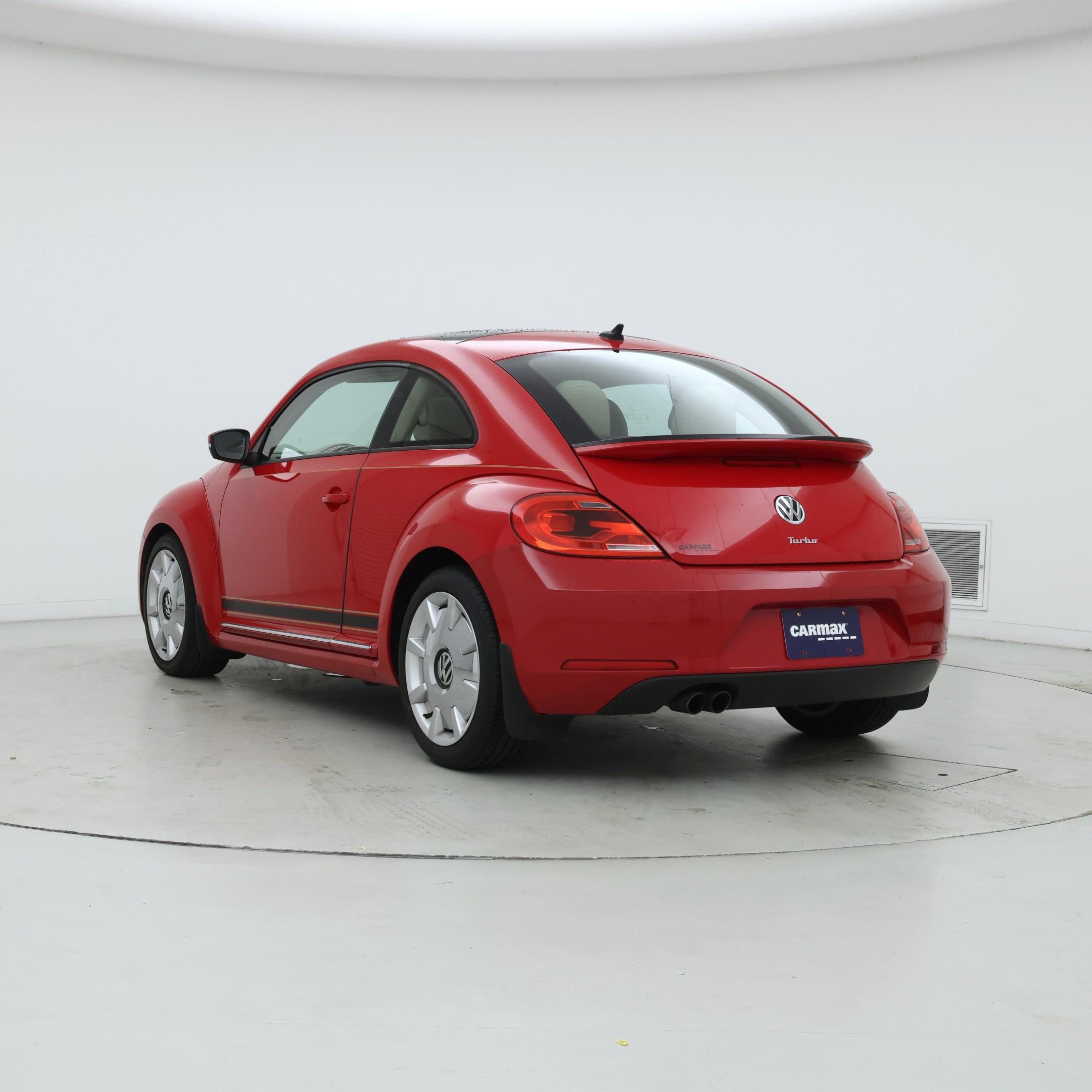 Thumbnail: 2016 Volkswagen Beetle - 2