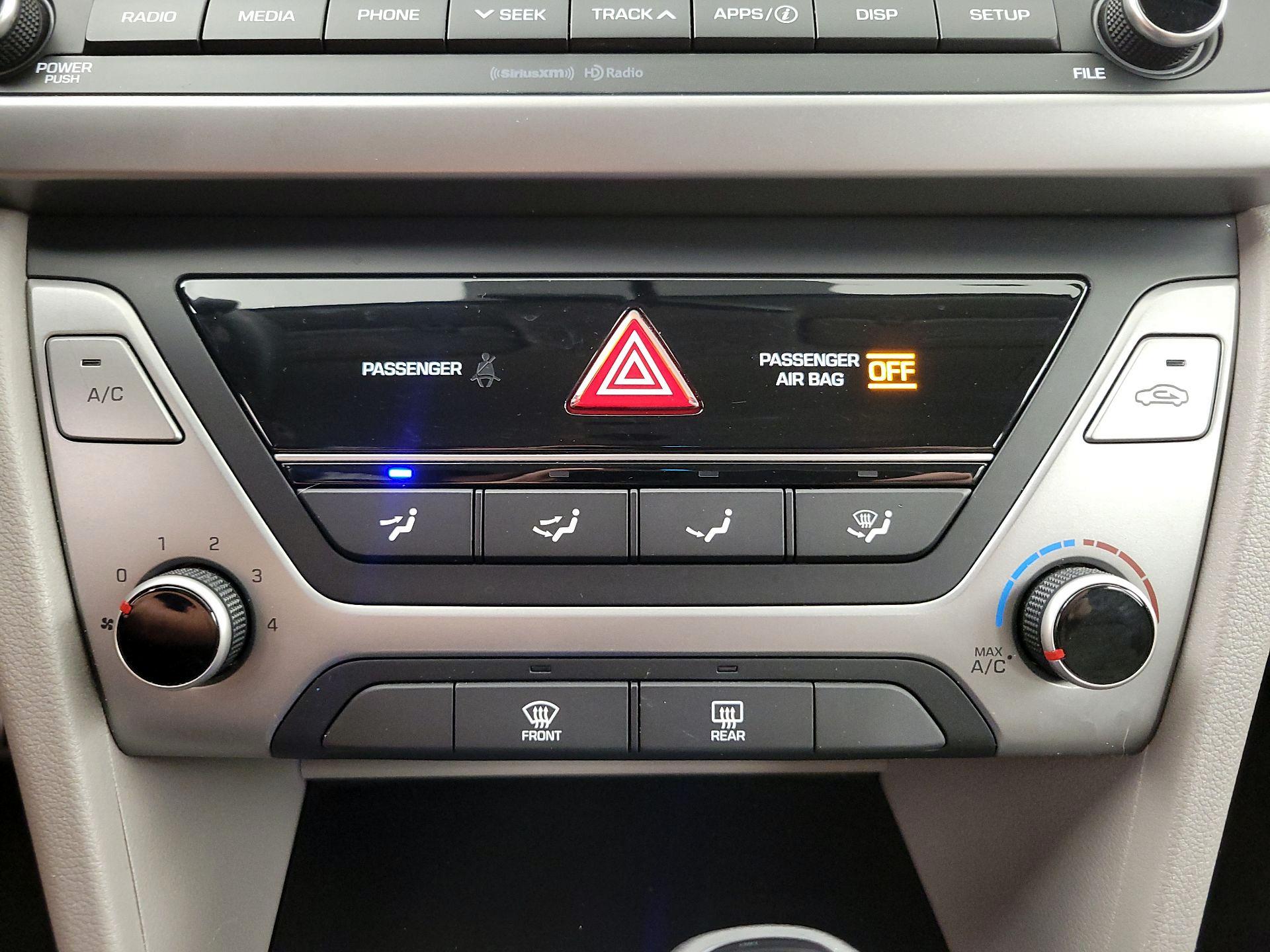 Thumbnail: 2018 Hyundai Elantra - 16