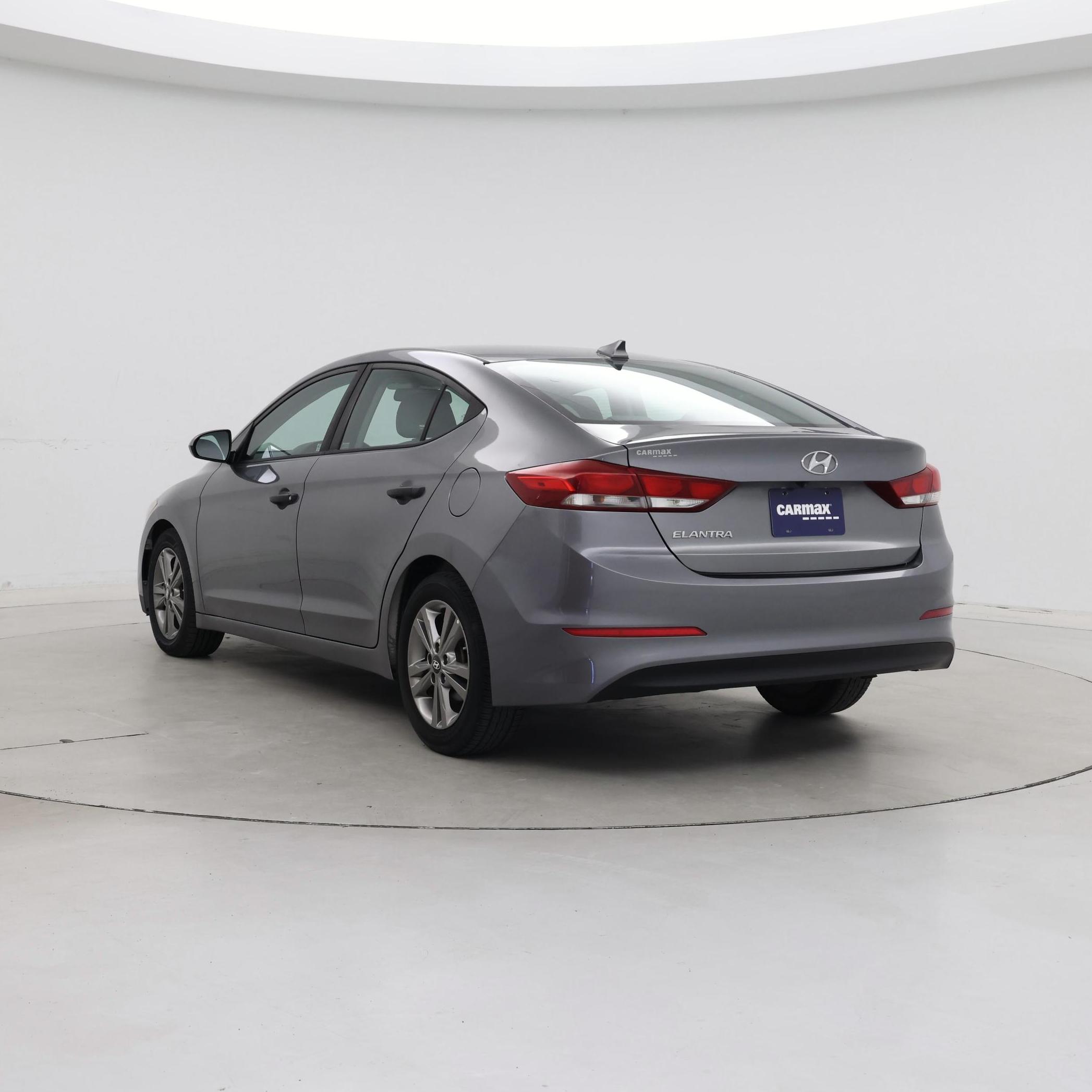 Thumbnail: 2018 Hyundai Elantra - 2