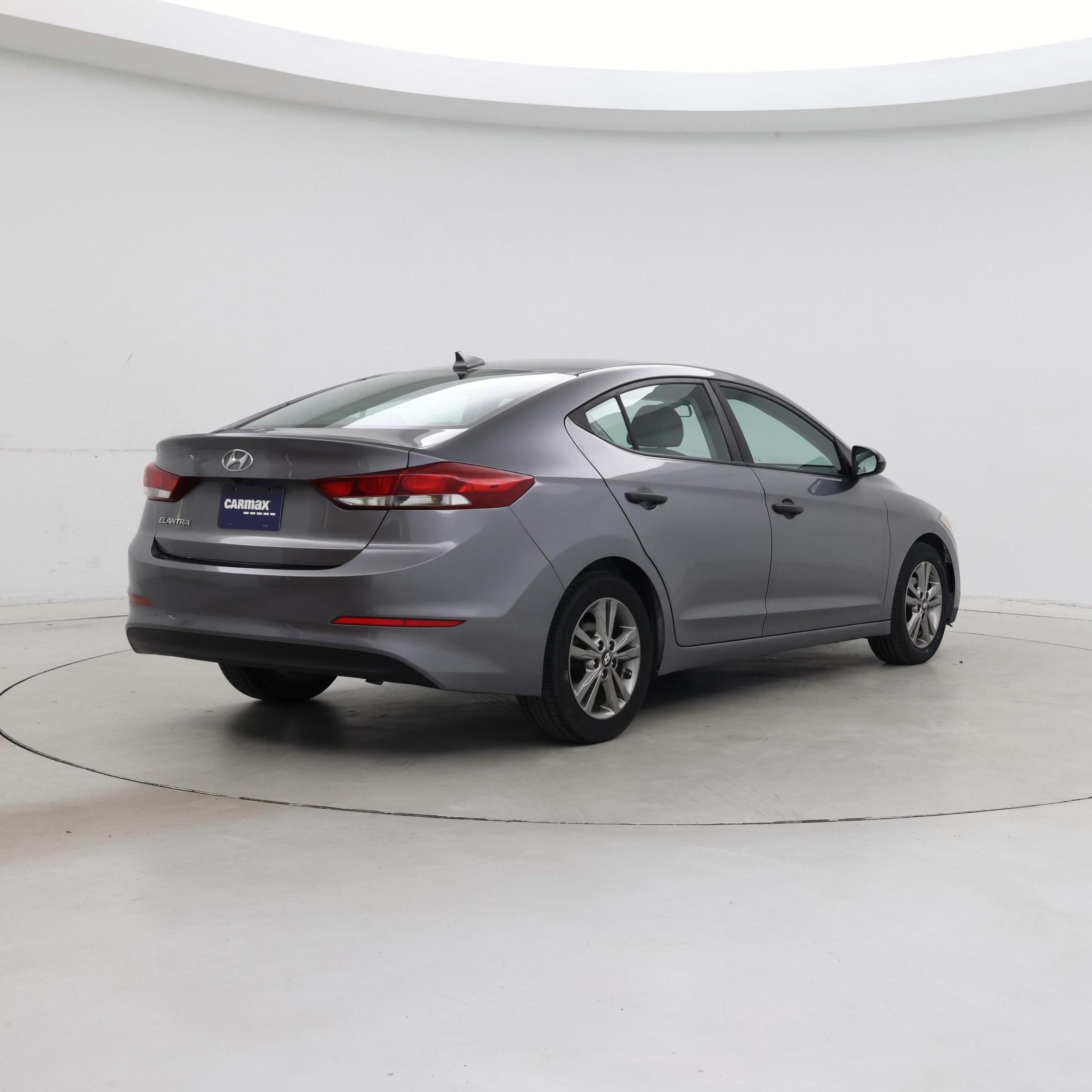 Thumbnail: 2018 Hyundai Elantra - 8