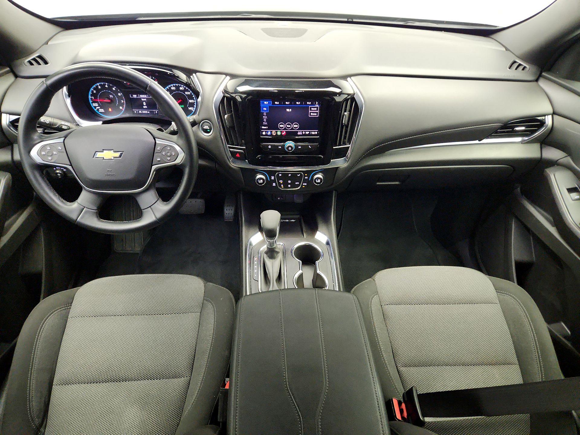 Thumbnail: 2023 Chevrolet Traverse - 9