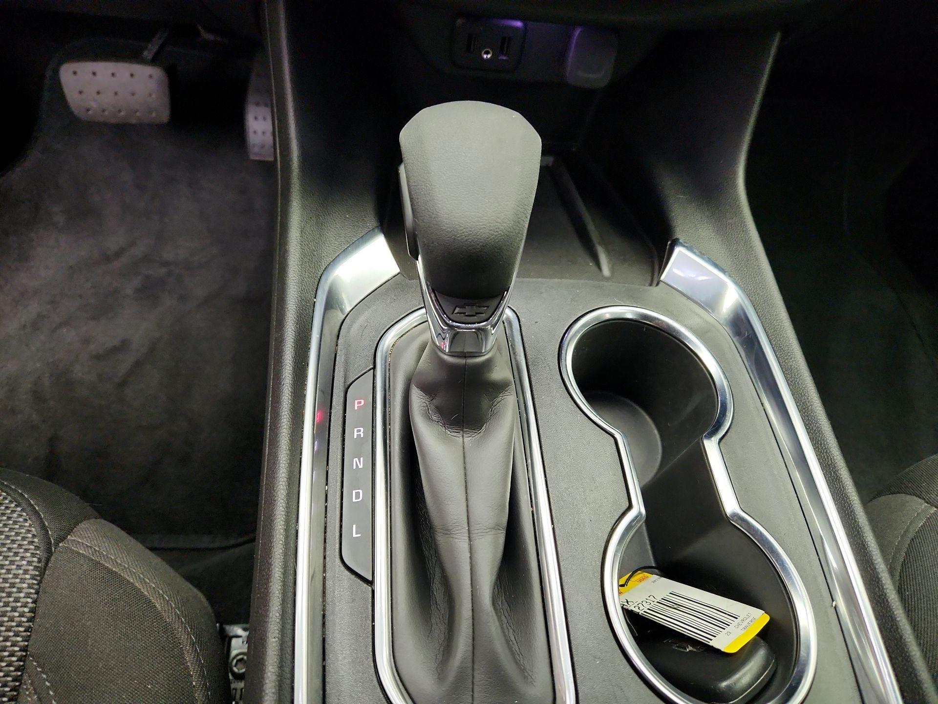 Thumbnail: 2023 Chevrolet Traverse - 17