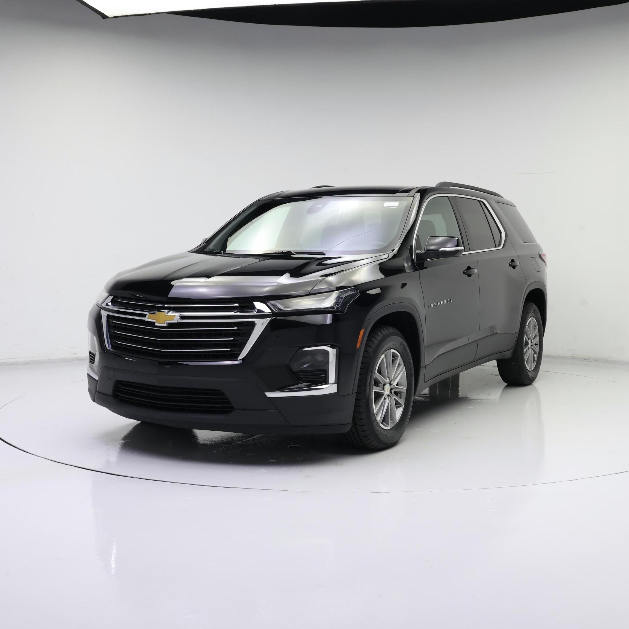 Thumbnail: 2023 Chevrolet Traverse - 4