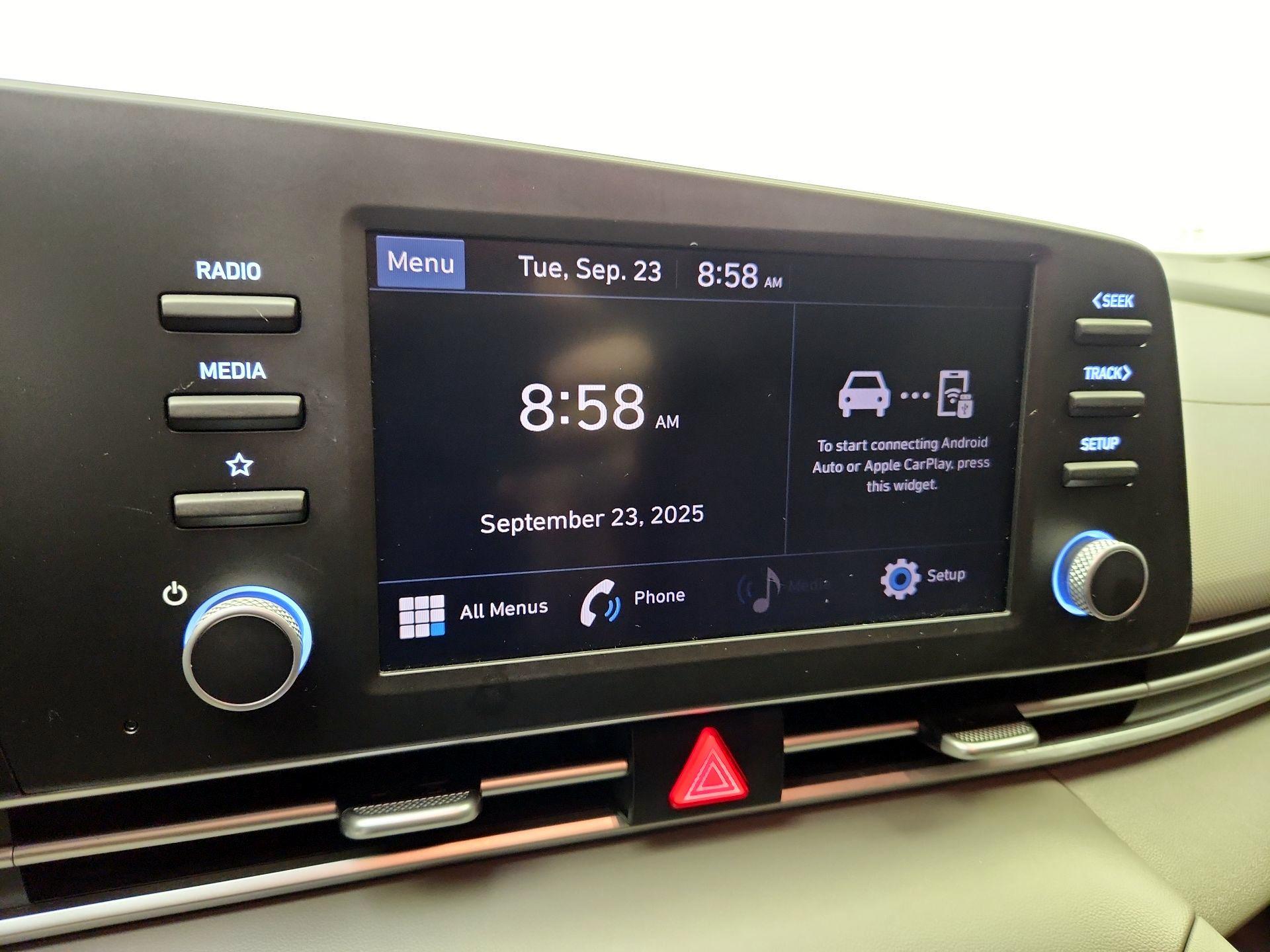Thumbnail: 2023 Hyundai Elantra - 15
