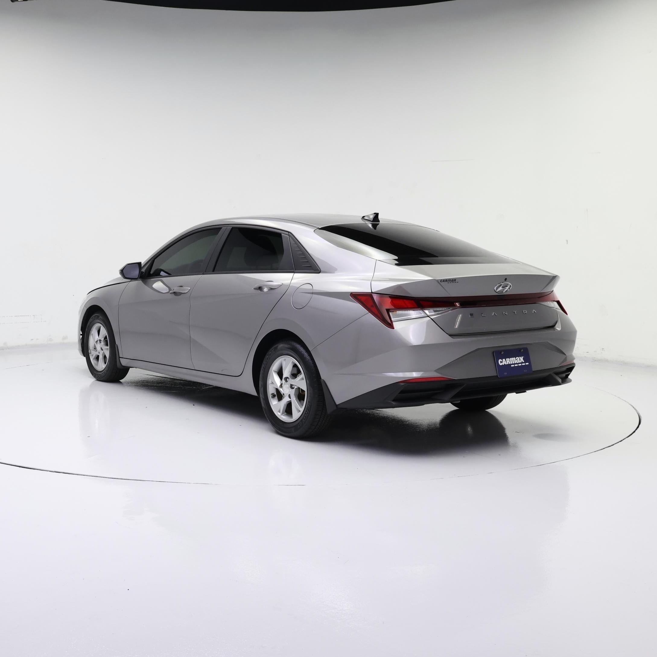 Thumbnail: 2023 Hyundai Elantra - 2