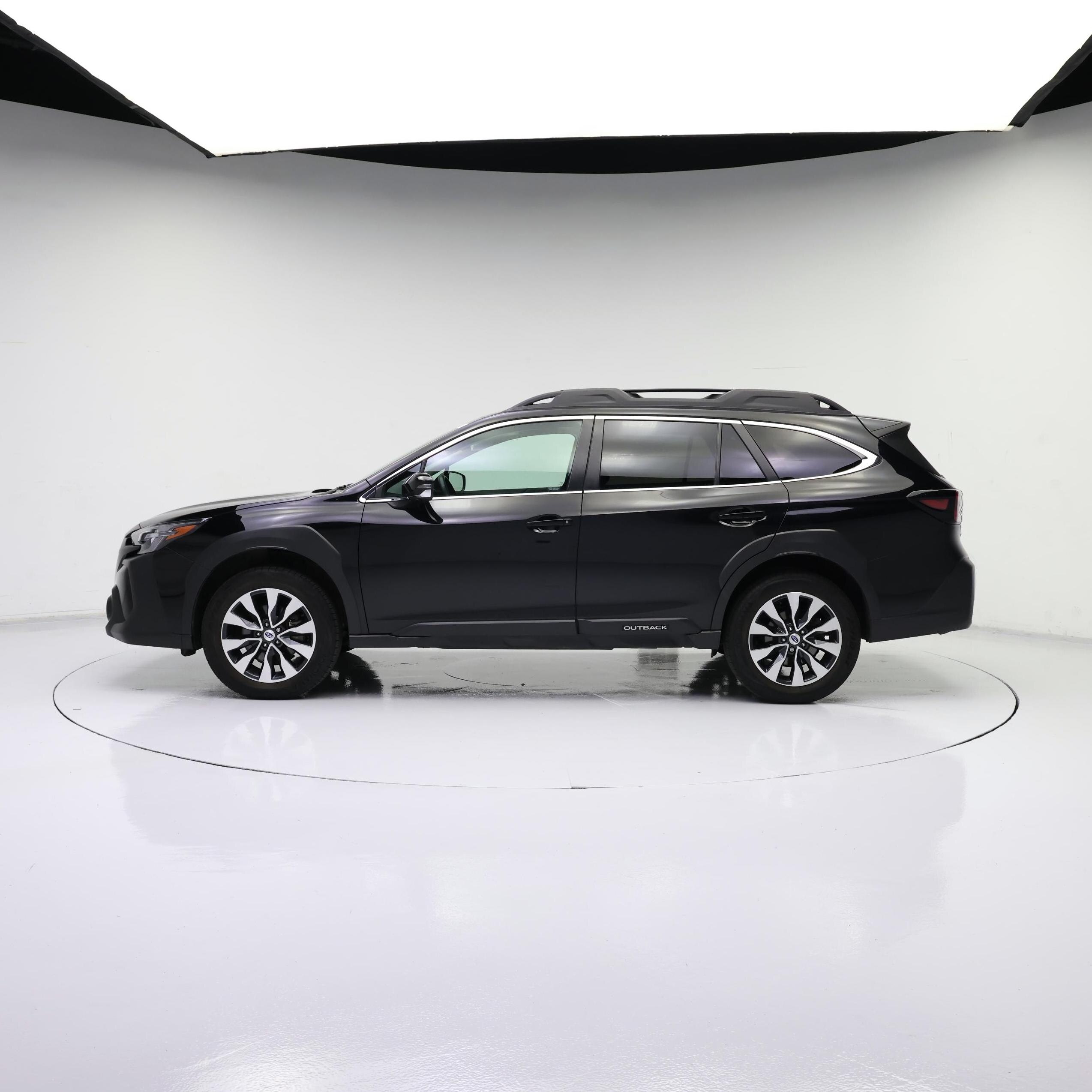 Thumbnail: 2023 Subaru Outback - 3