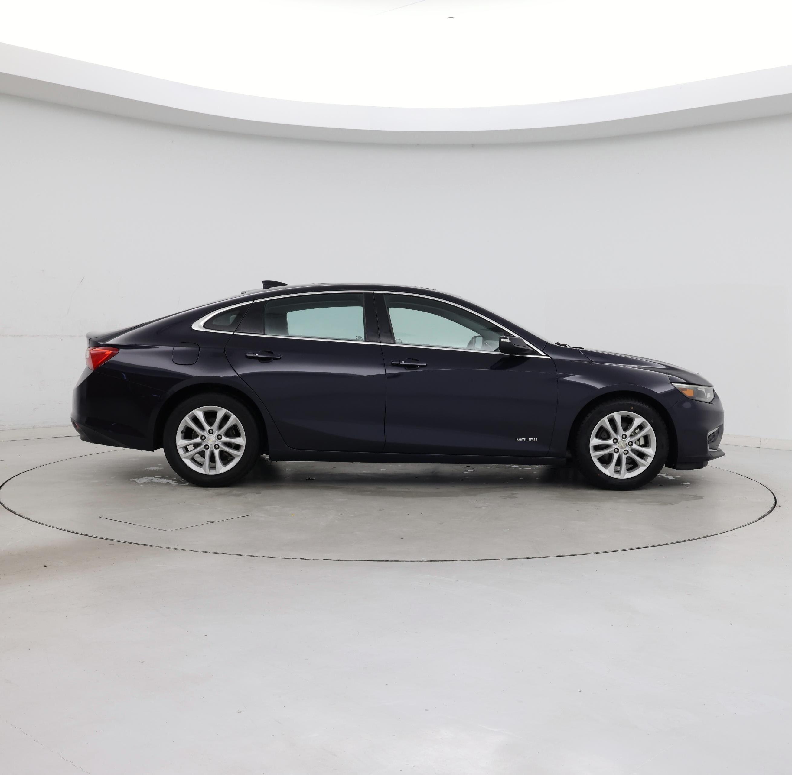 Thumbnail: 2016 Chevrolet Malibu - 7