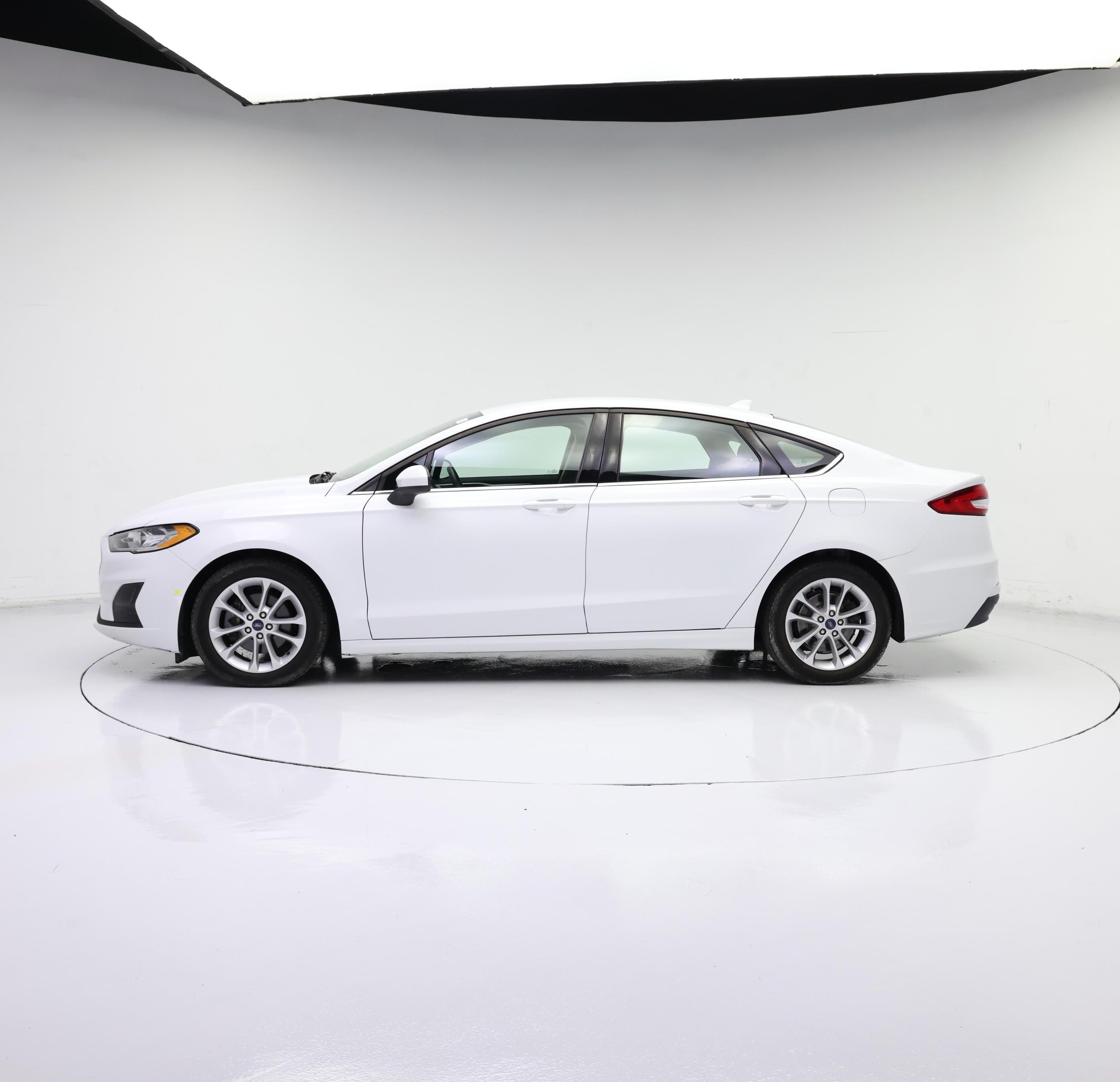 Thumbnail: 2020 Ford Fusion - 3