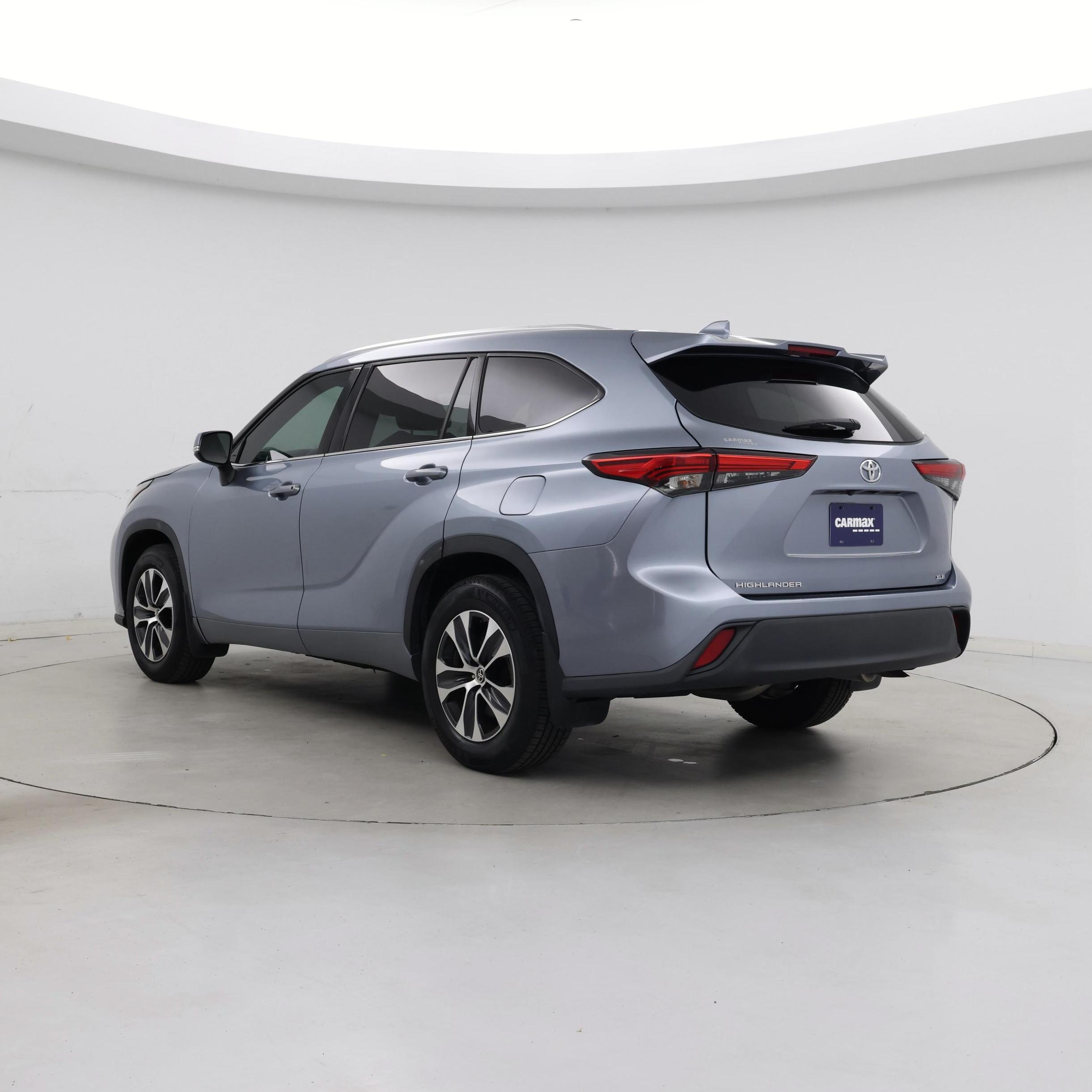 Thumbnail: 2020 Toyota Highlander - 2