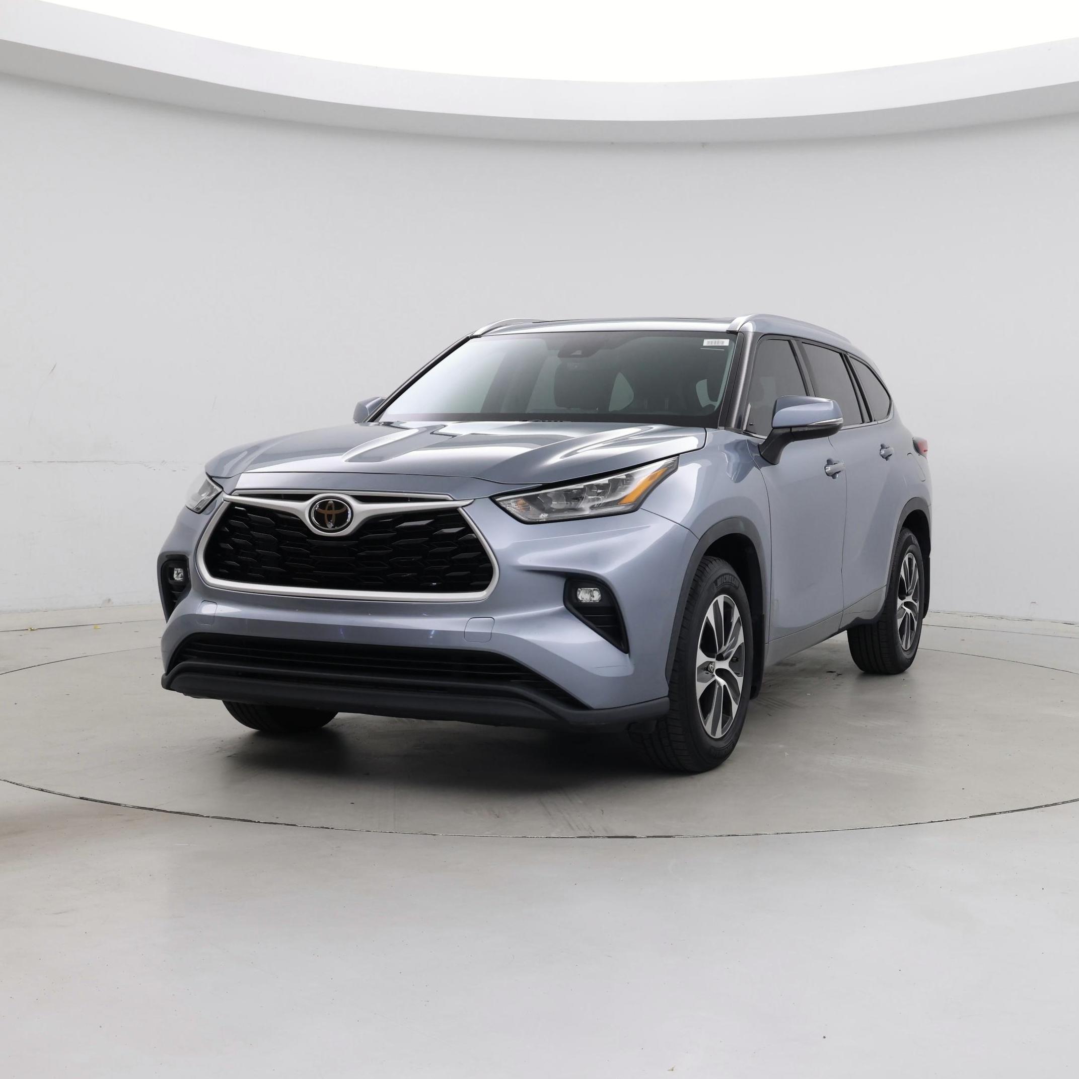 Thumbnail: 2020 Toyota Highlander - 4