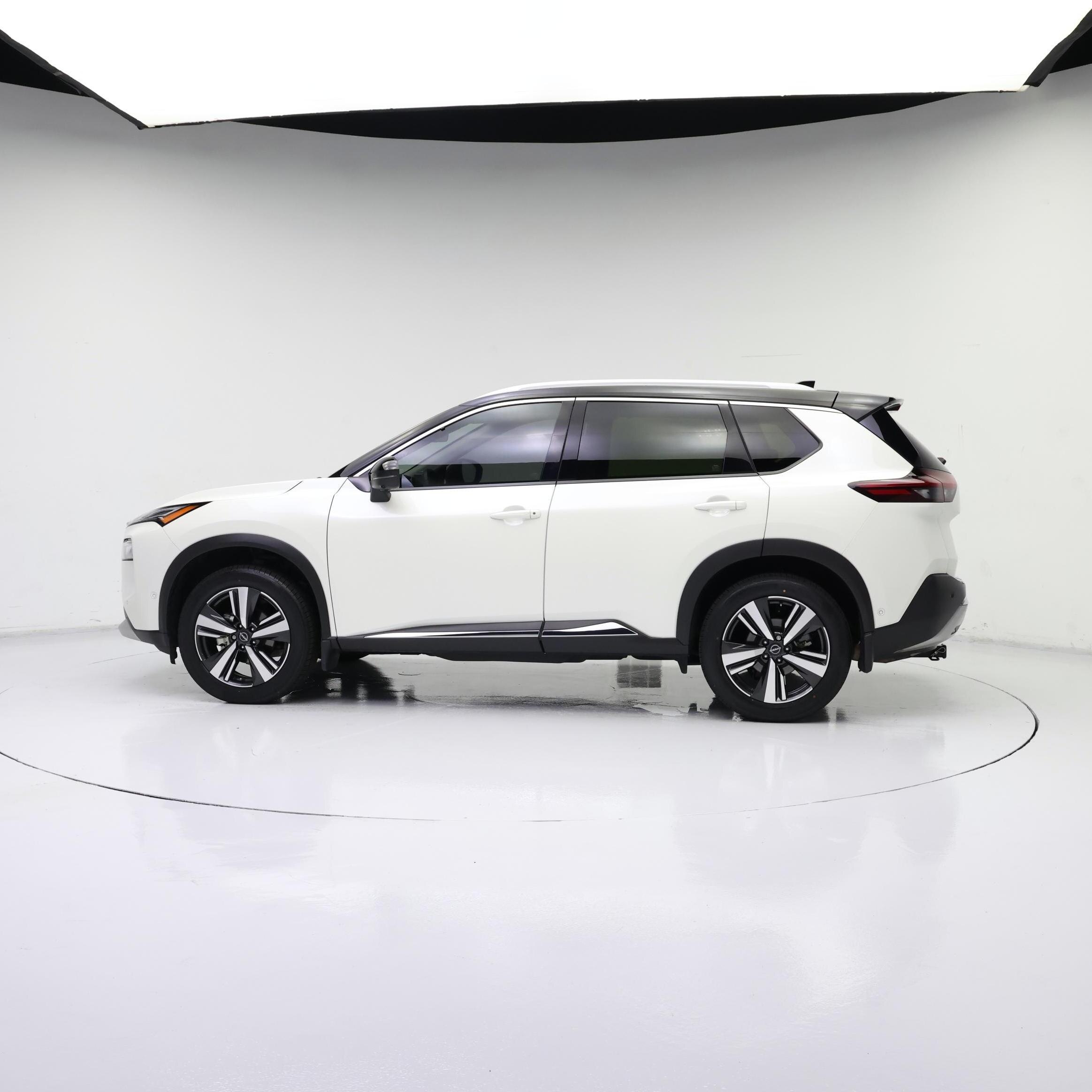 Thumbnail: 2023 Nissan Rogue - 3