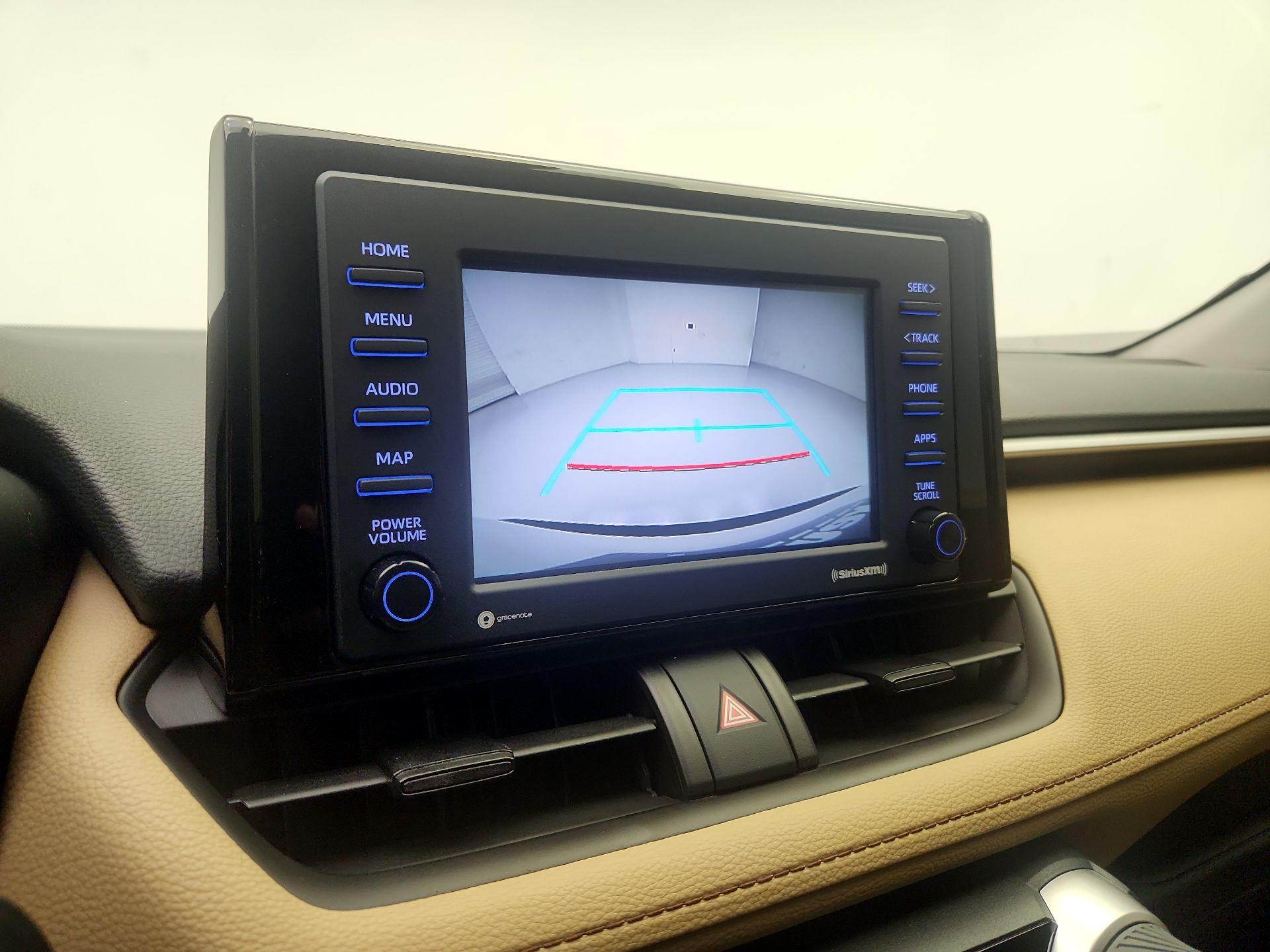 Thumbnail: 2021 Toyota RAV4 - 14