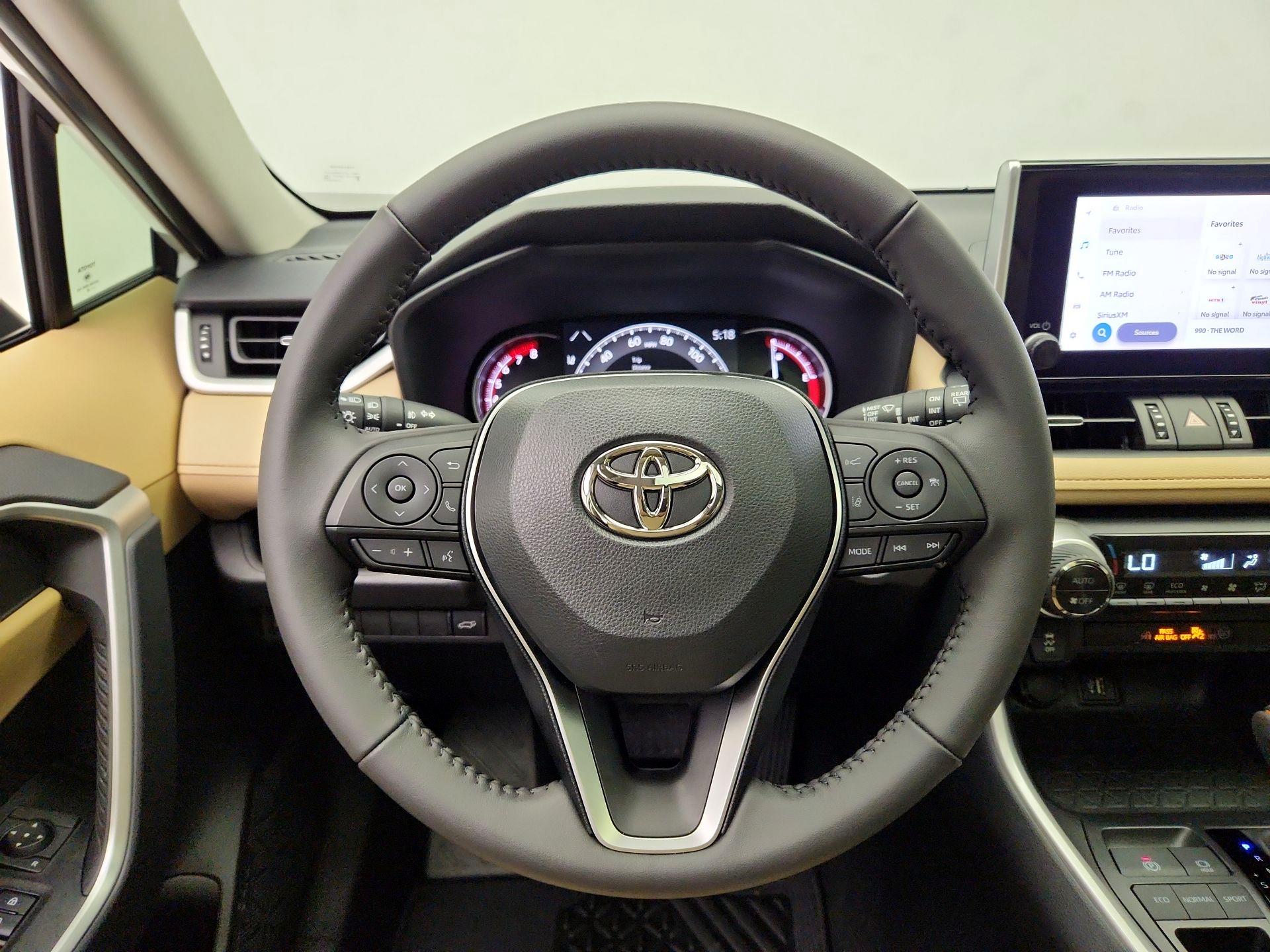 Thumbnail: 2025 Toyota RAV4 - 10