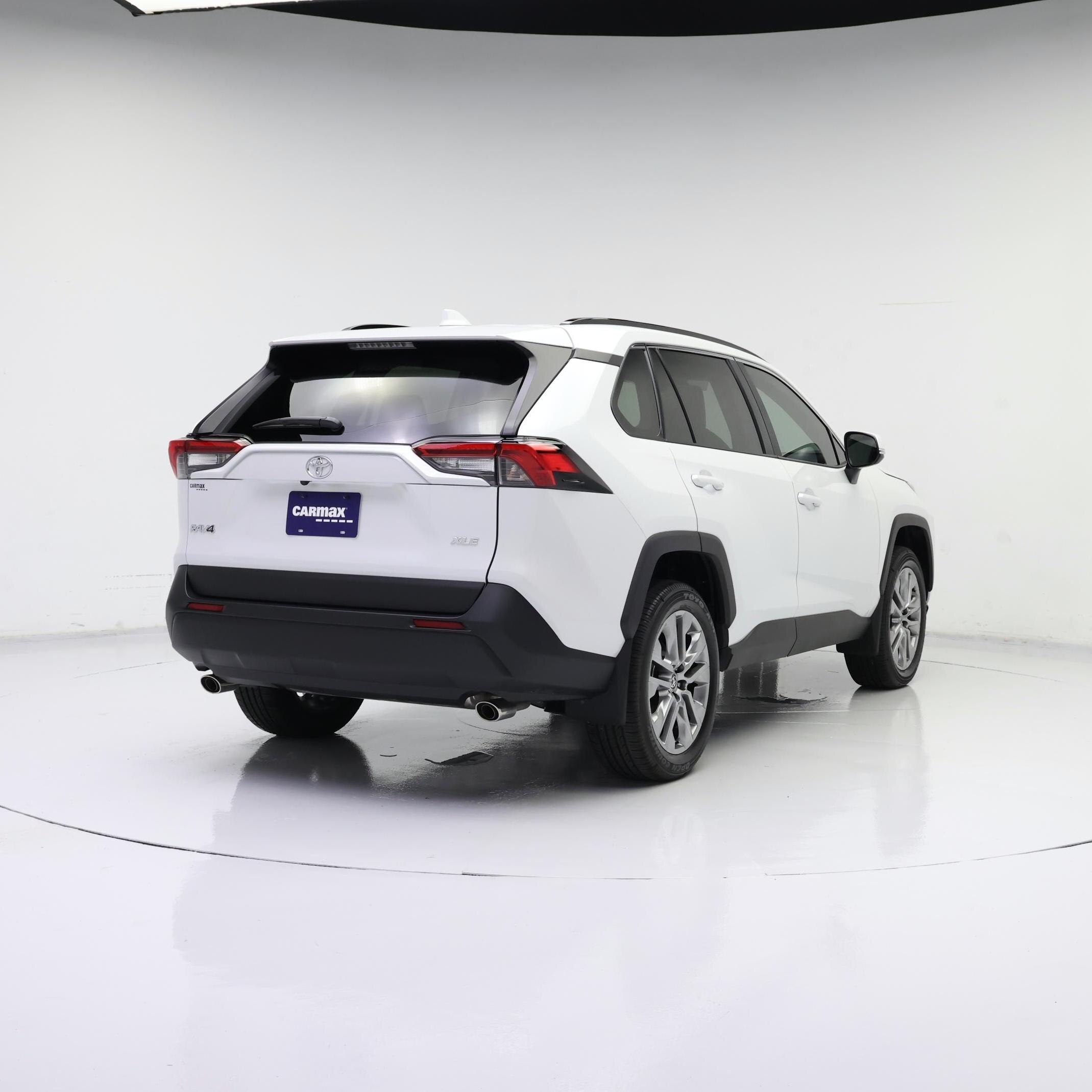Thumbnail: 2025 Toyota RAV4 - 8