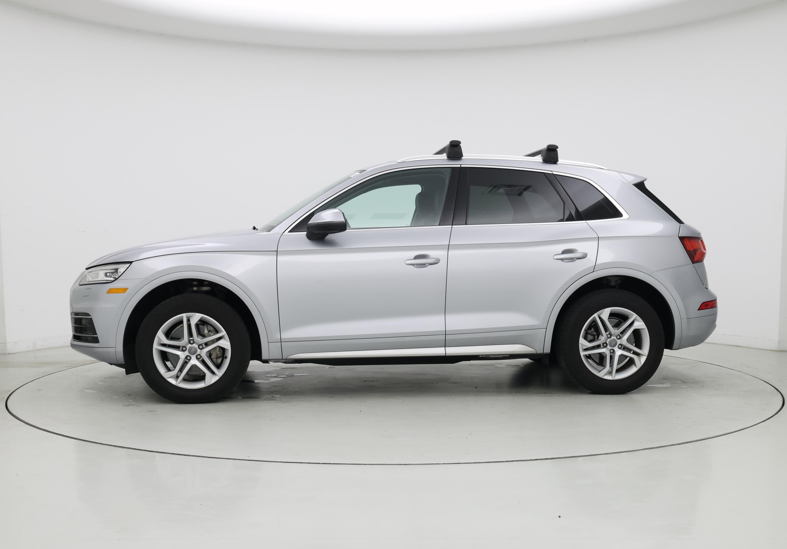 Thumbnail: 2019 Audi Q5 - 3